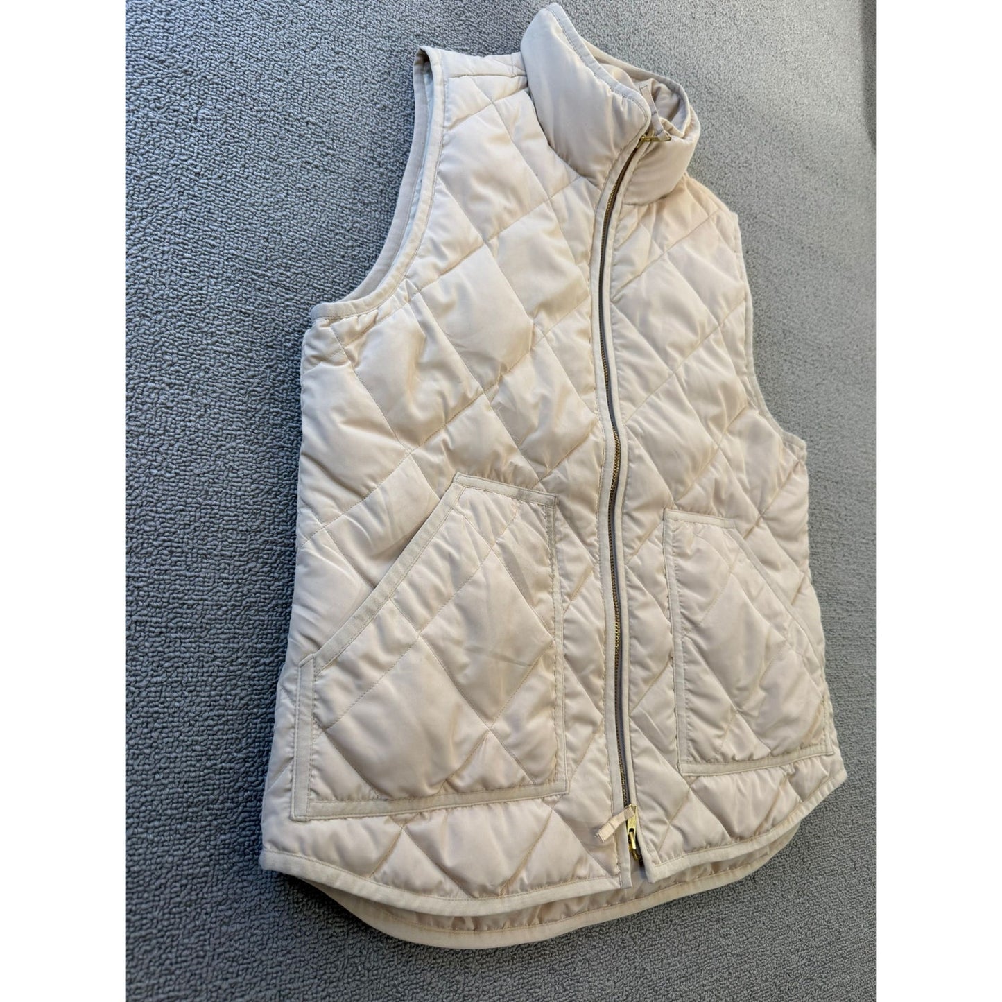 J.Crew Womens Medium Cream Quilted Full Zip Puffer Vest Jacket