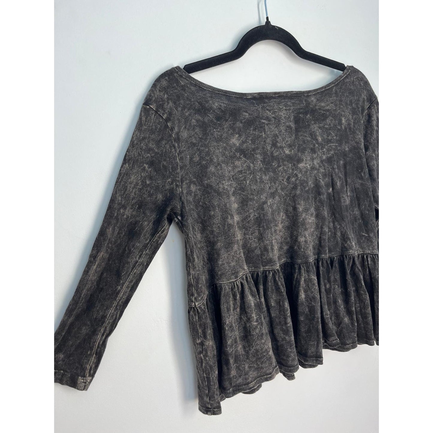 We The Free Project Social T Peplum Top Women XS Black Acid Wash Long Sleeve