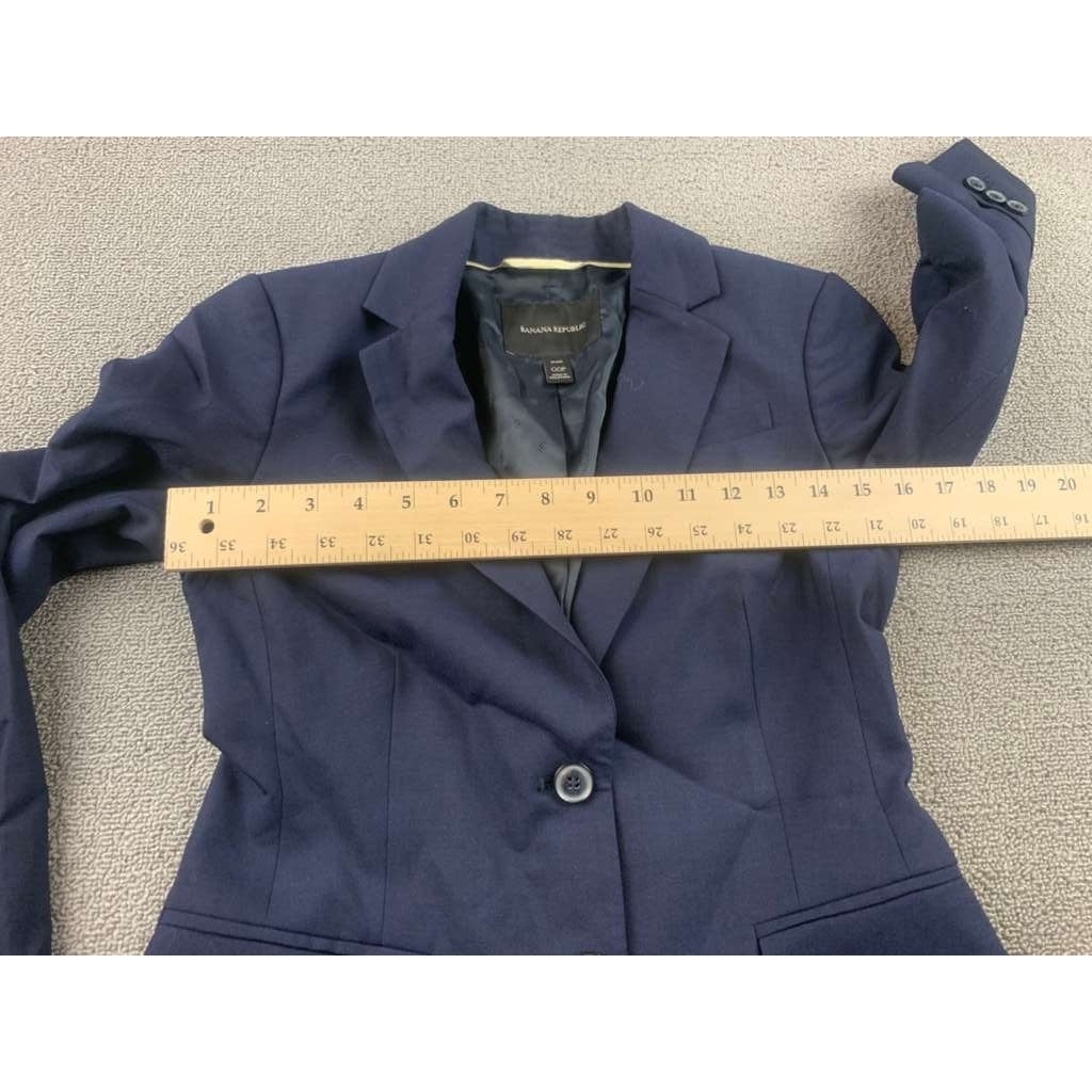 Banana Republic Women's Size 00 Petite Blue Wool Blend Two-Button Blazer