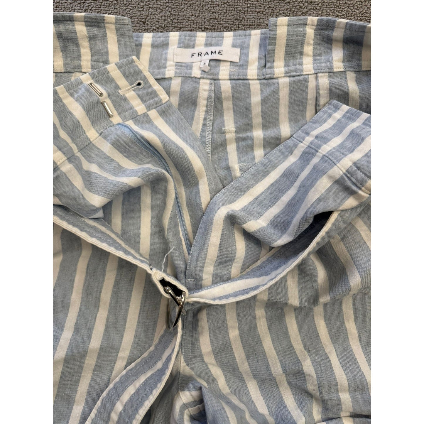 FRAME Women's 6 Casual Linen Blend Shorts Chambray Light Blue Stripe