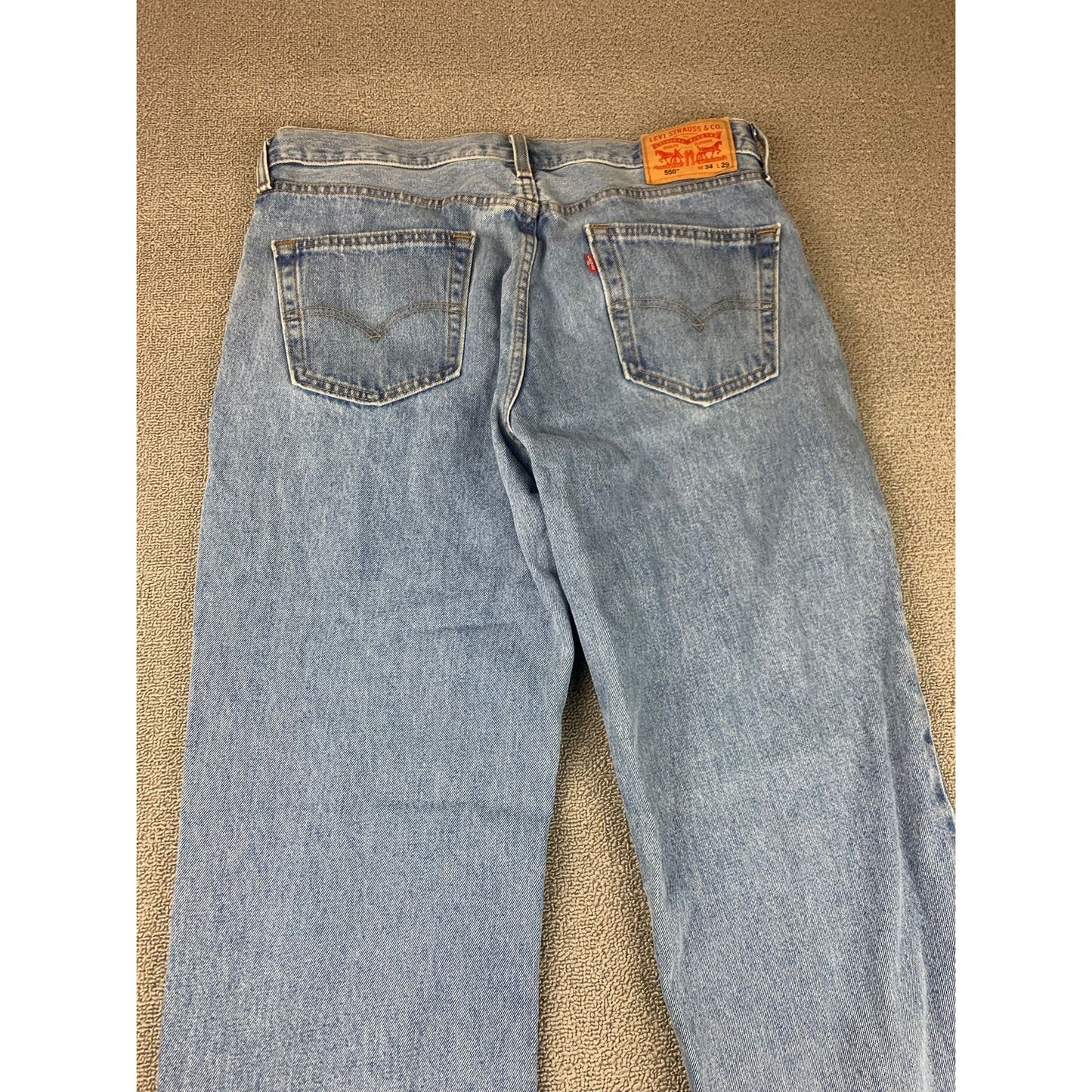 Levi's Men's 34x29 550 Relaxed Fit Blue Light Wash Straights Jeans
