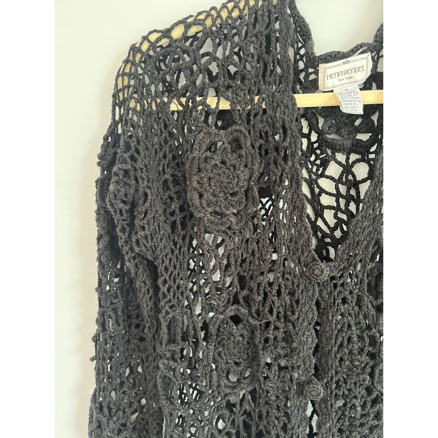 Henri Bendel Cardigan Women Size M Black Open Crochet Knit Button Front Vintage