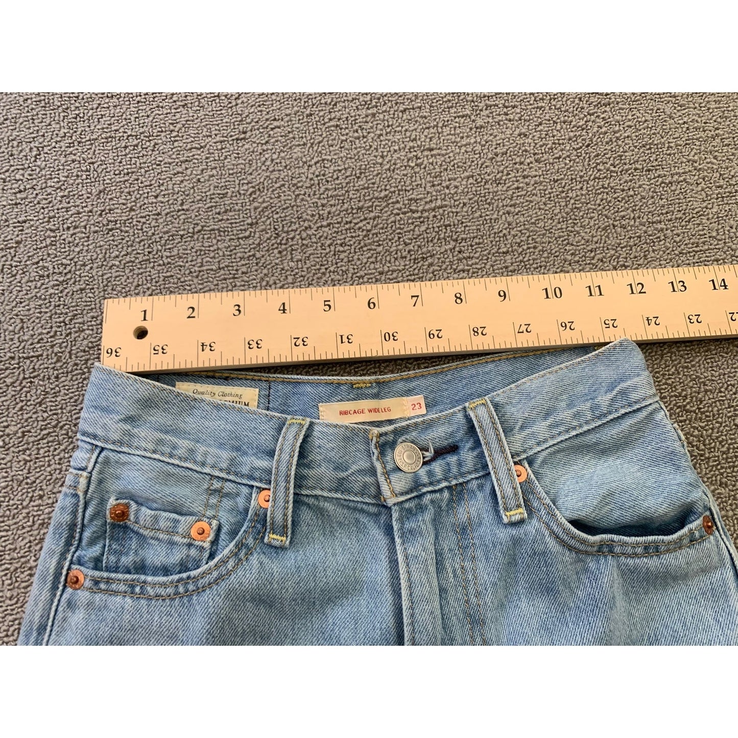 Levi's Premium Women's W23 Blue Wide Leg Jeans Distressed