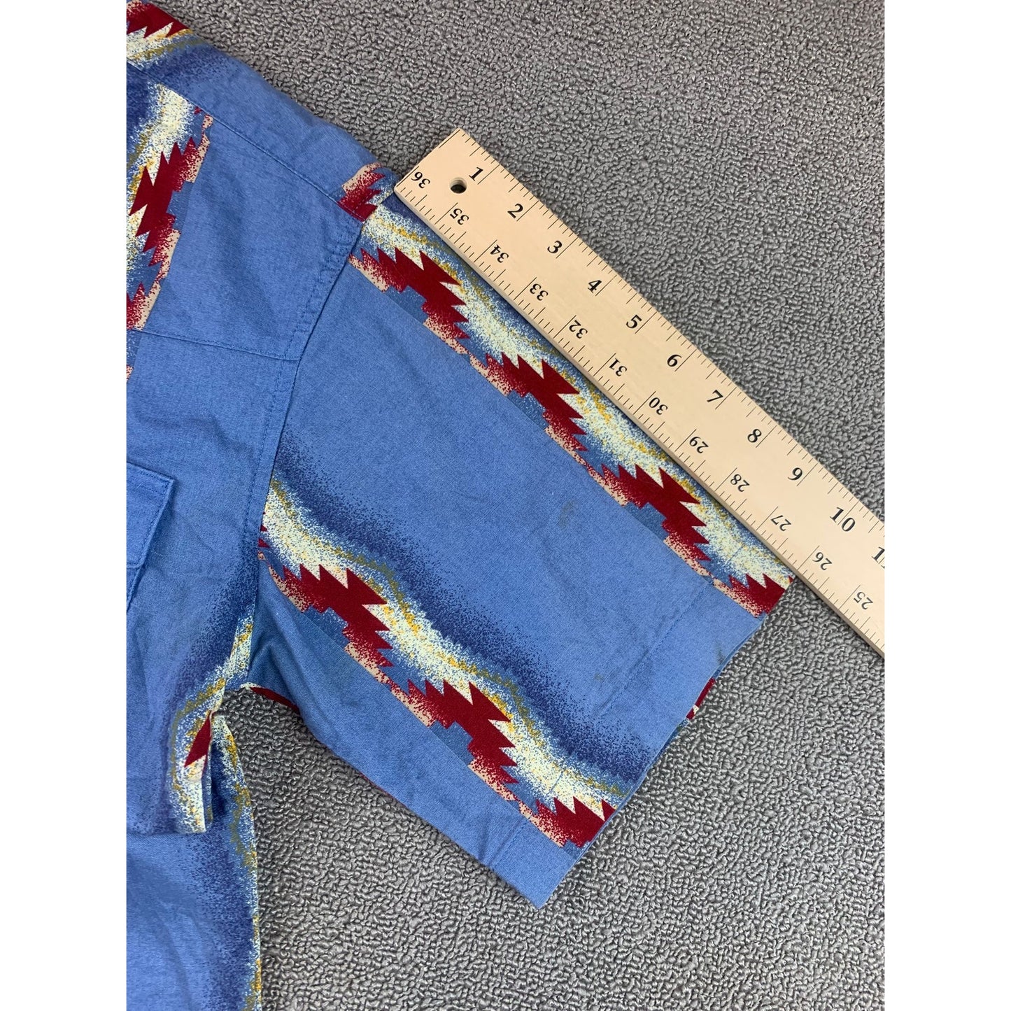 Vintage Wrangler Men's Medium Pearl Snap Brush Popper Shirt Aztec Western Rodeo