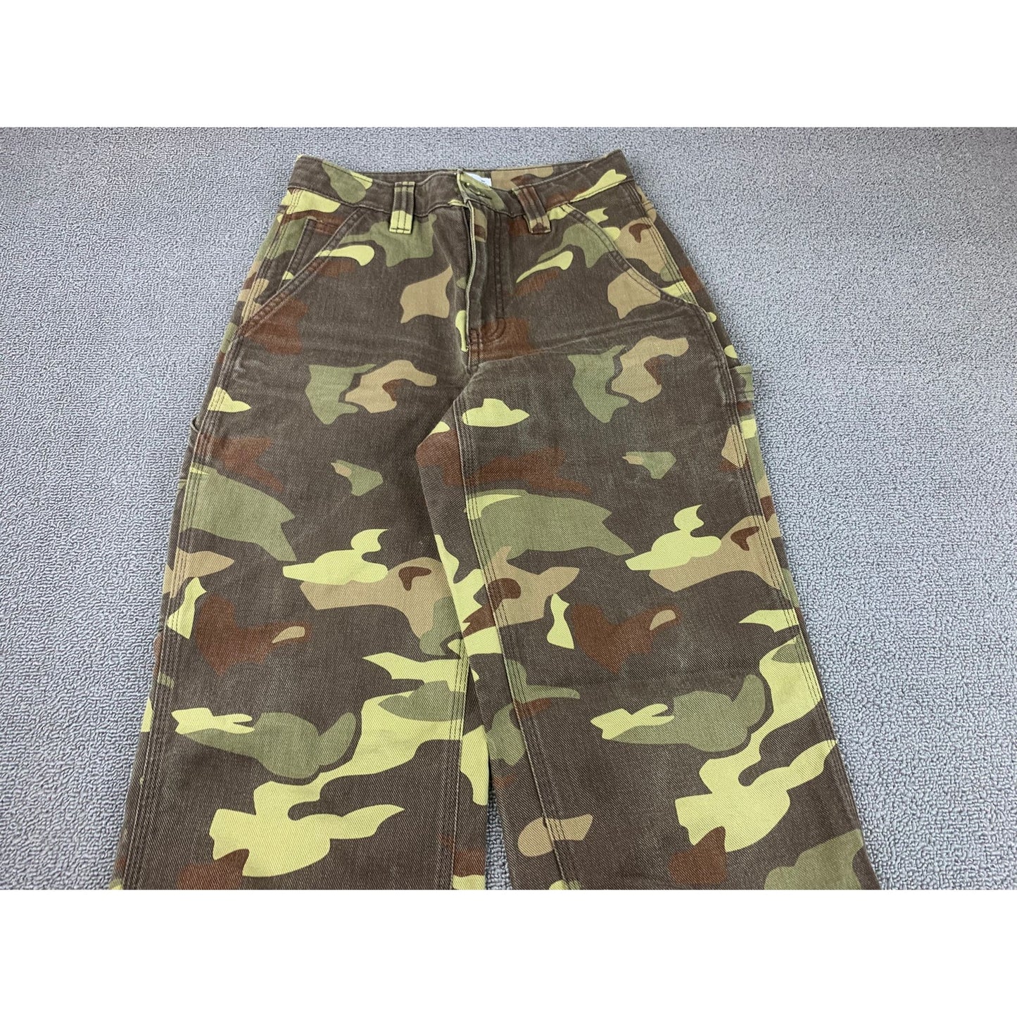 TNA Aritzia Women 00 Green Camo Greenwich Carpenter Straight Leg Pants
