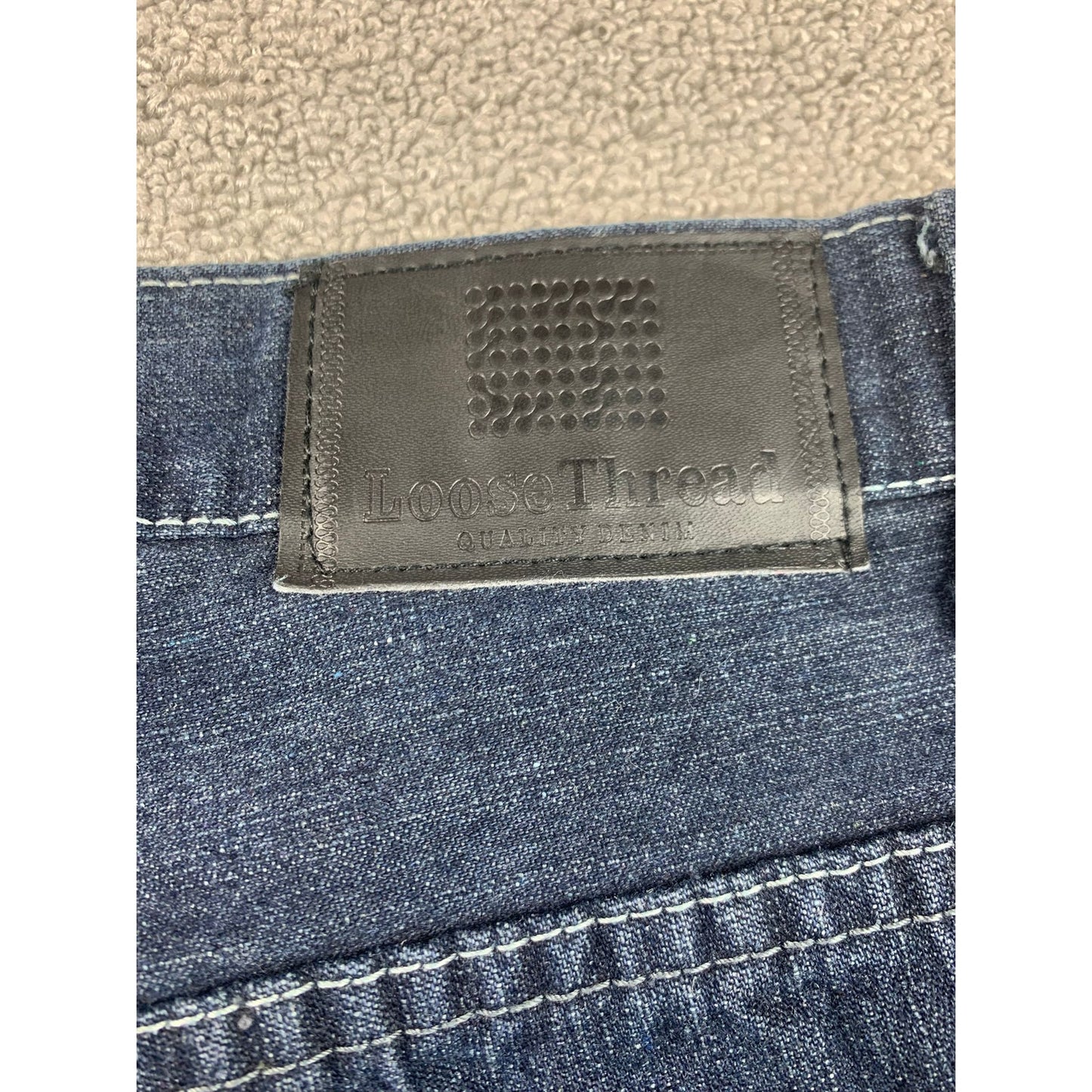 Loose Thread Men's 36x32 Dark Blue Jeans.