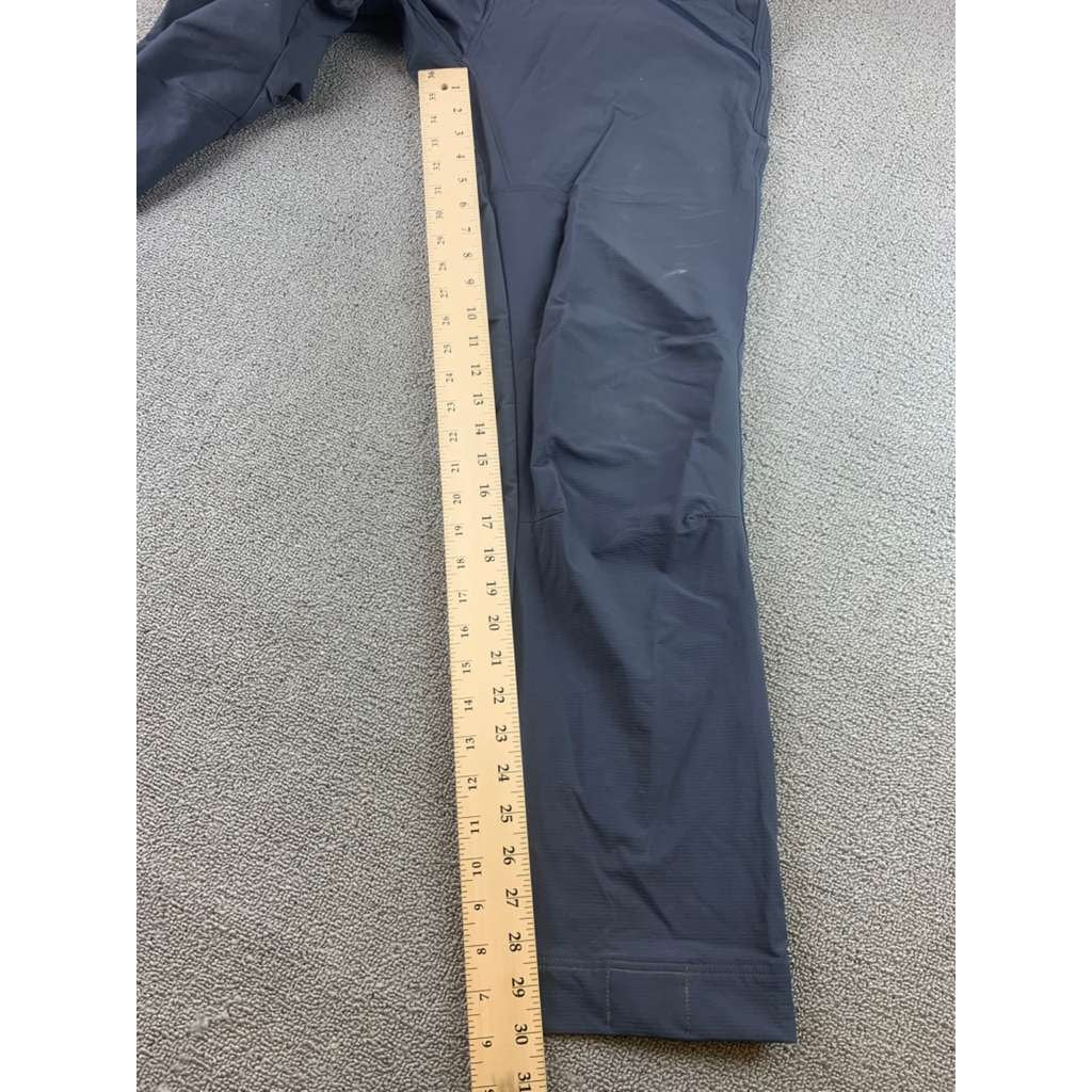 Patagonia Women 10 Gray Point Peak Trail Pants Hiking Nylon Blend Zip Pocket