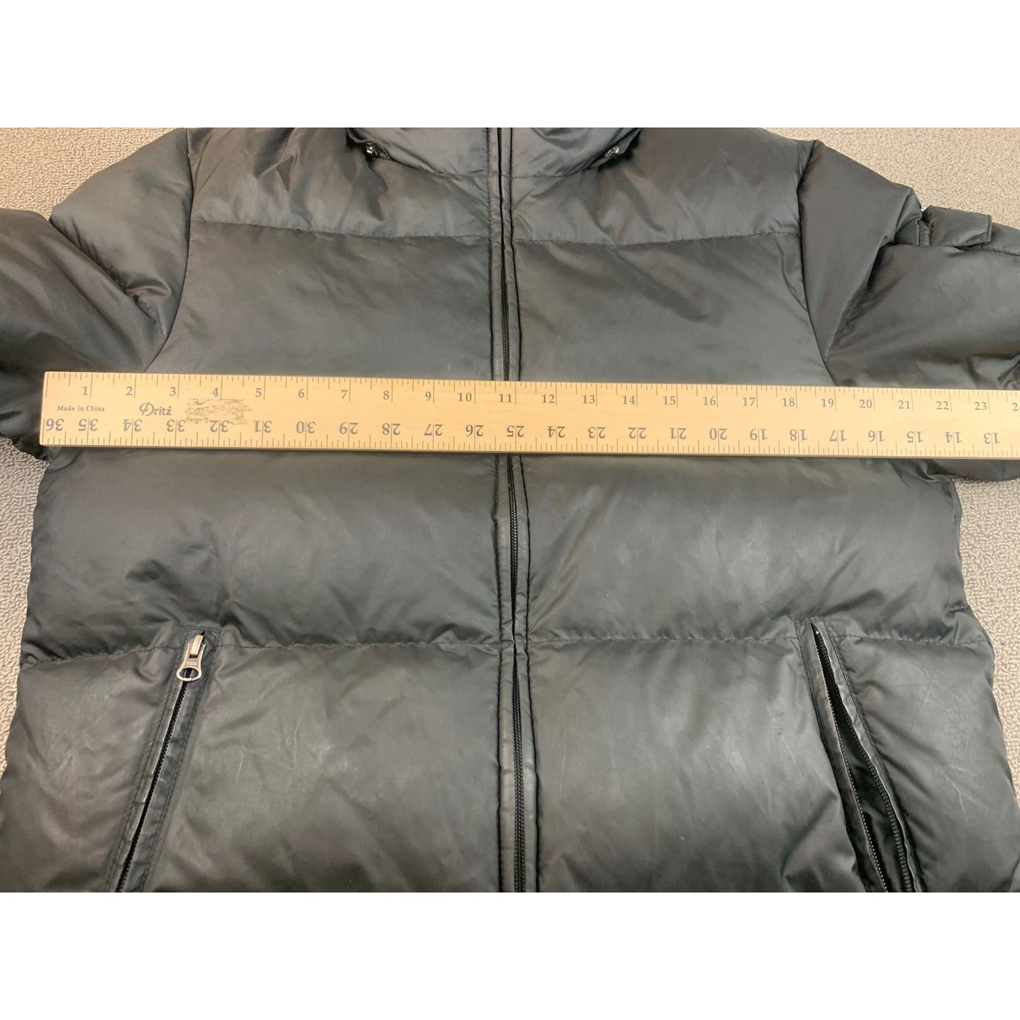 Theory Mens Size Small Down Puffer Full Zipper Black Jacket