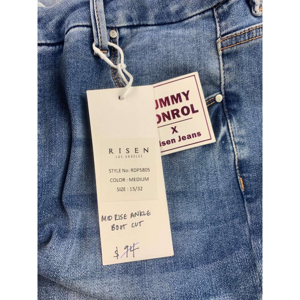 Risen Los Angeles Women 15/32 Blue Light Washed Jeans Bootcut Mid Rise