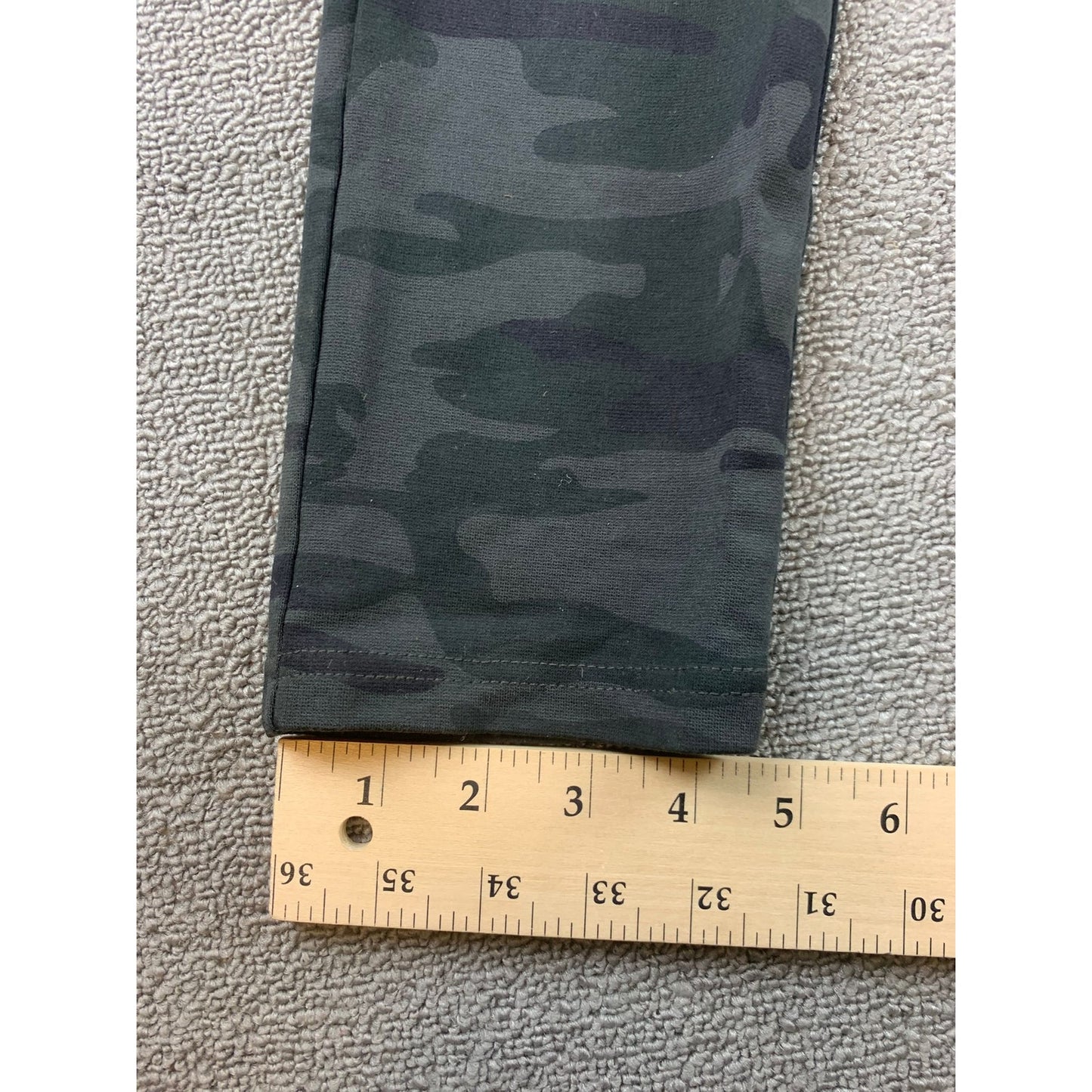 Santuary Women's Dark Camo Pull-On Leggings Size Medium