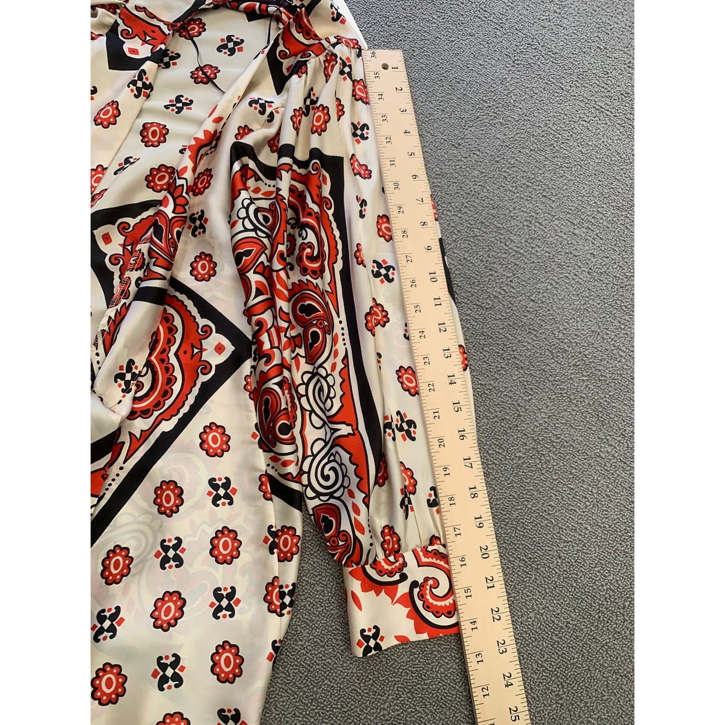 Zara Women's XS White Red Black Patterned Long Sleeve Dress