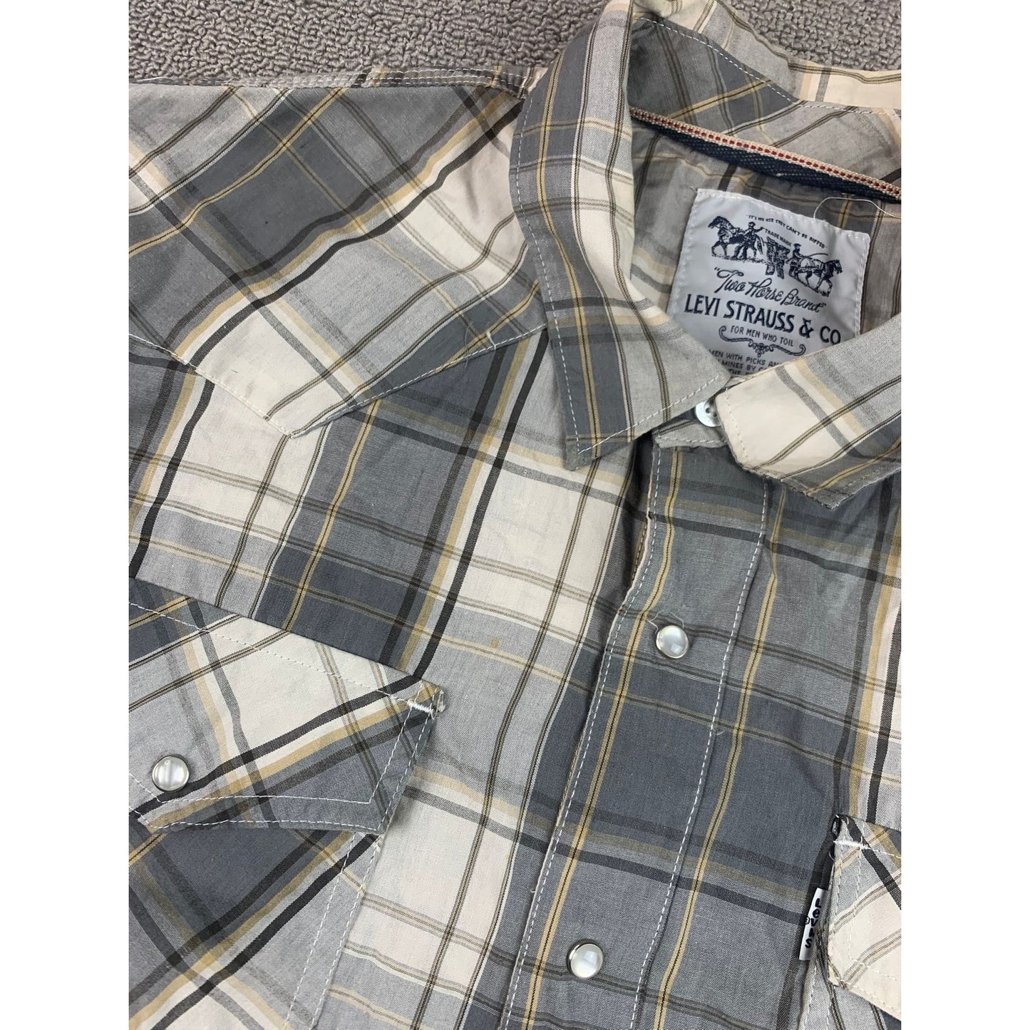 Levi’s Western Snap Shirt Men's L Gray Plaid Short Sleeve Pearl Snaps