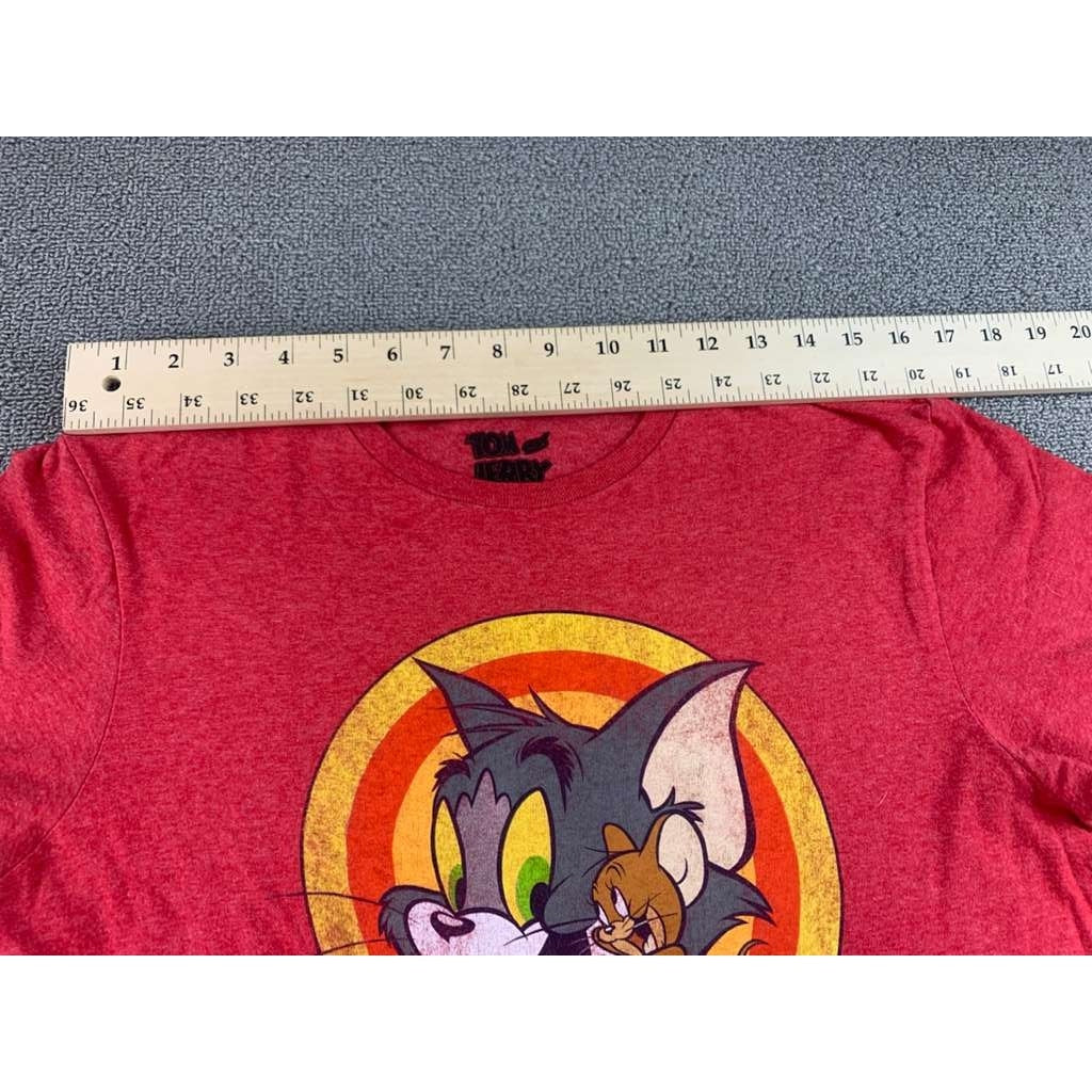 Tom and Jerry Mens M Red Heather Crewneck Cartoon Graphic T Shirt