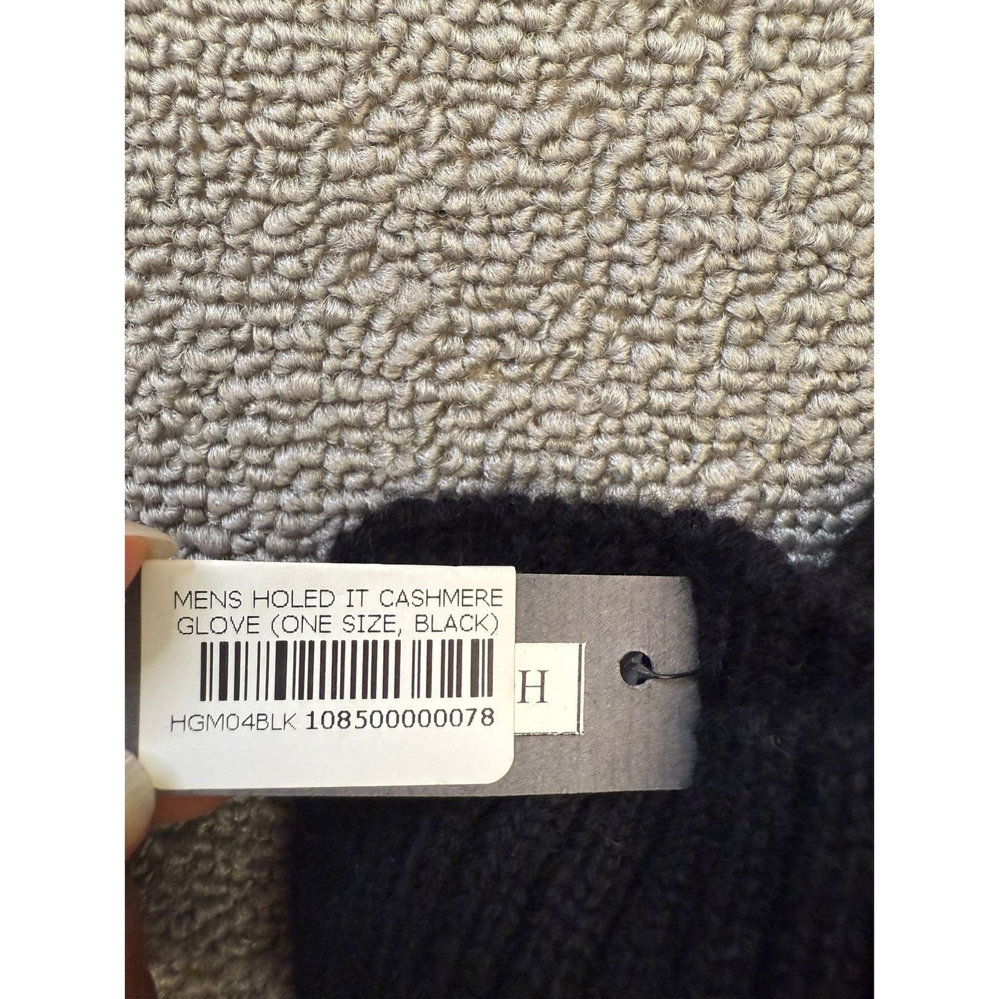Carolina Amato Men Holed It One Size Black Cashmere Gloves