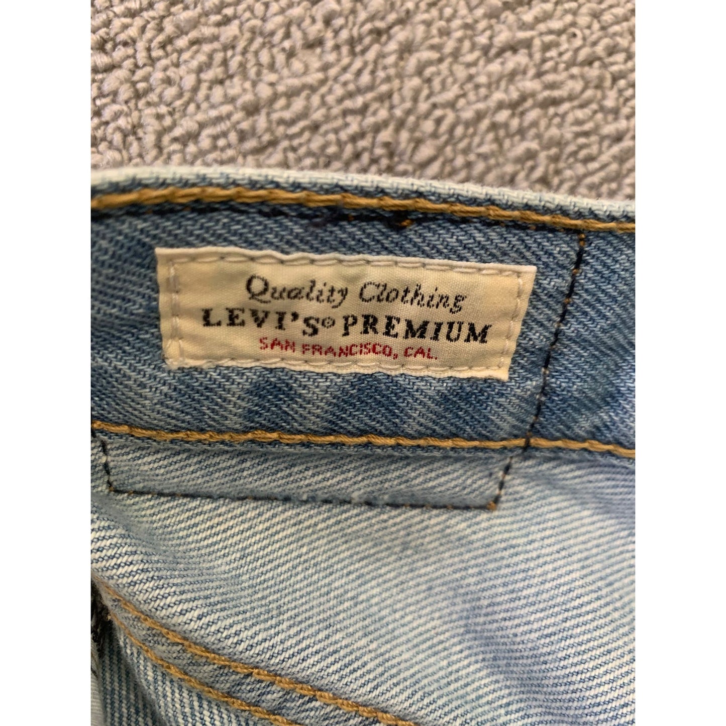 Levi's Premium Women's W23 Blue Wide Leg Jeans Distressed