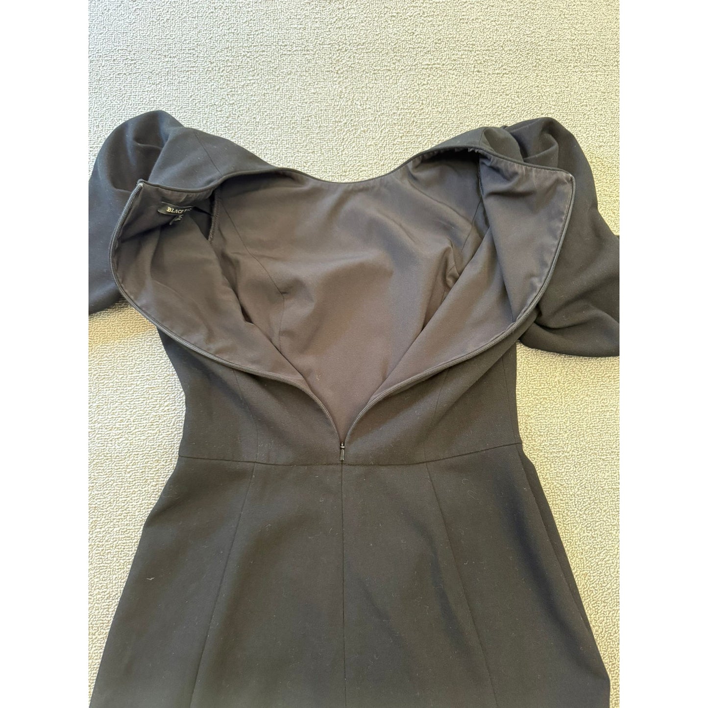Black Halo Women's Size 4 Black Puff Sleeve Tailored Jumpsuit Dressy Formal