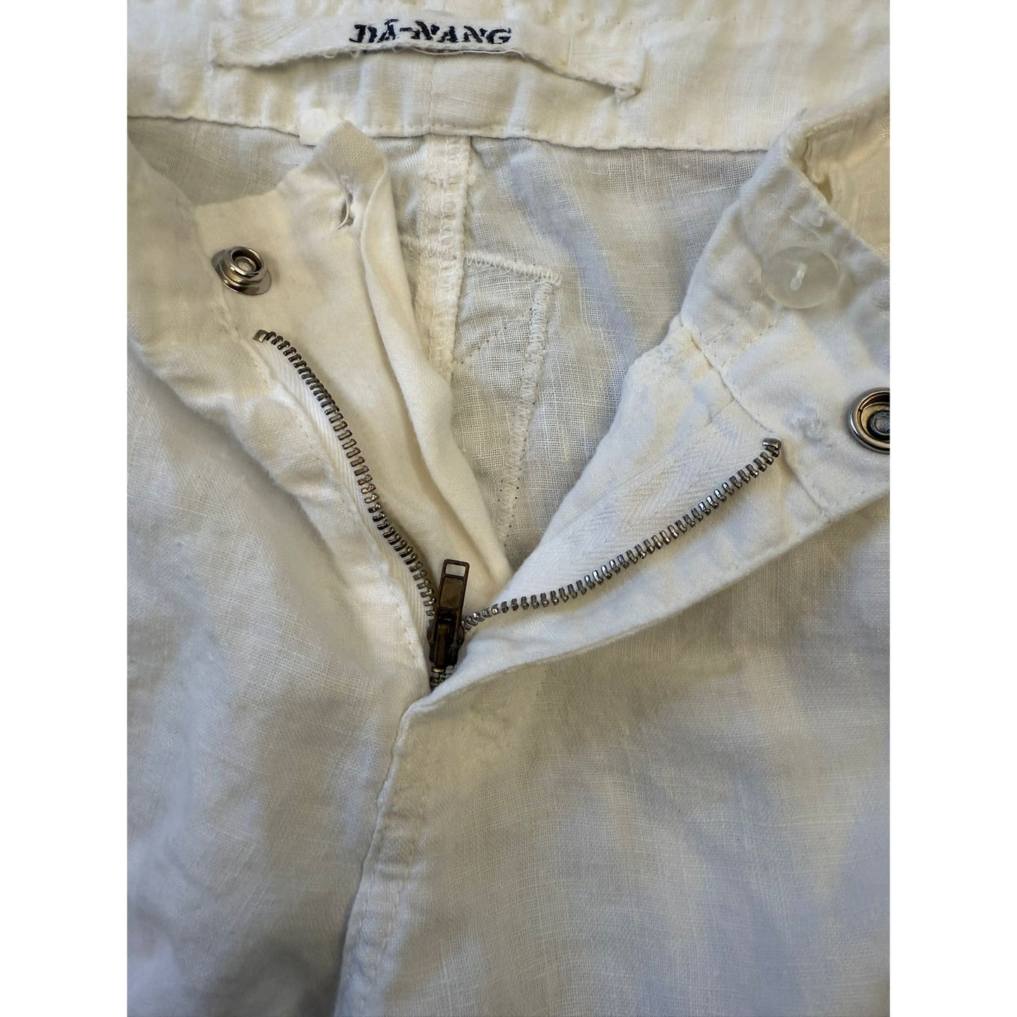 Dā Nang Women Medium White Linen Capris Pants Adjustable Hem