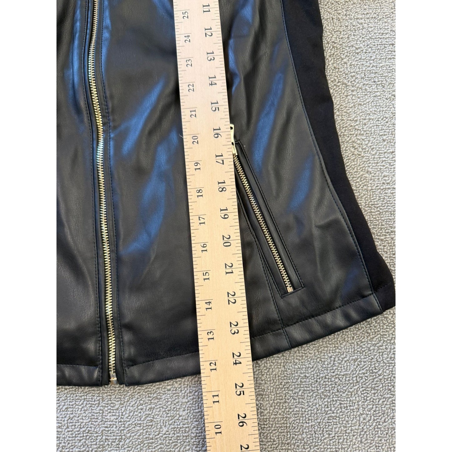 Calvin Klein Womens Large Black Faux Leather Biker Jacket Gold Zippers