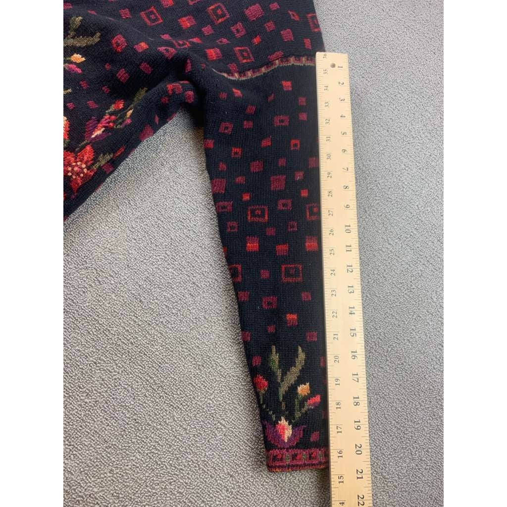 Vintage Icelandic Design Zip Up Size Small Sweater Wool Blend Flowers Red Black
