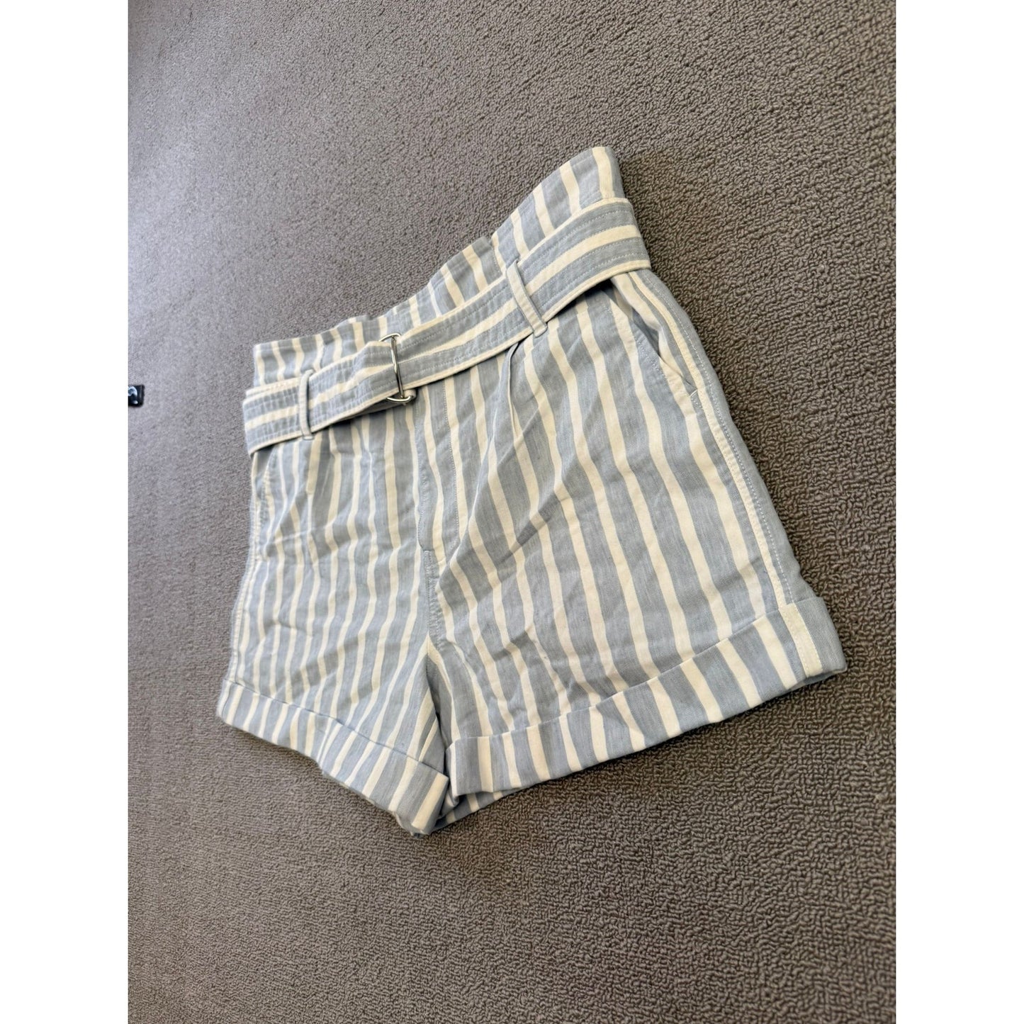 FRAME Women's 6 Casual Linen Blend Shorts Chambray Light Blue Stripe
