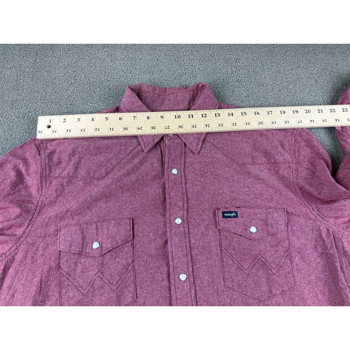 Wrangler Men XL Red Shirt Long Sleeves Western Button Snap Closure Rough Collar