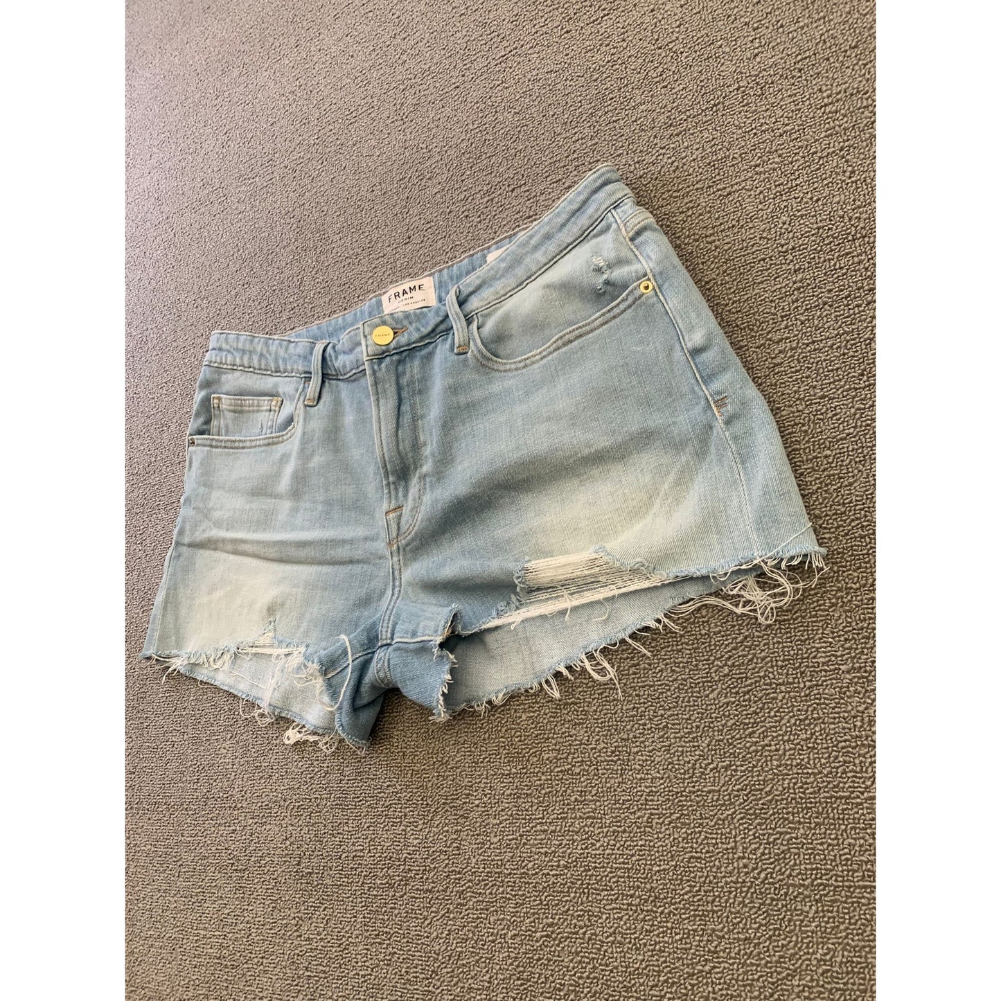 Frame Women 30 Light Wash Blue Cut Off Raw Hem Denim Shorts