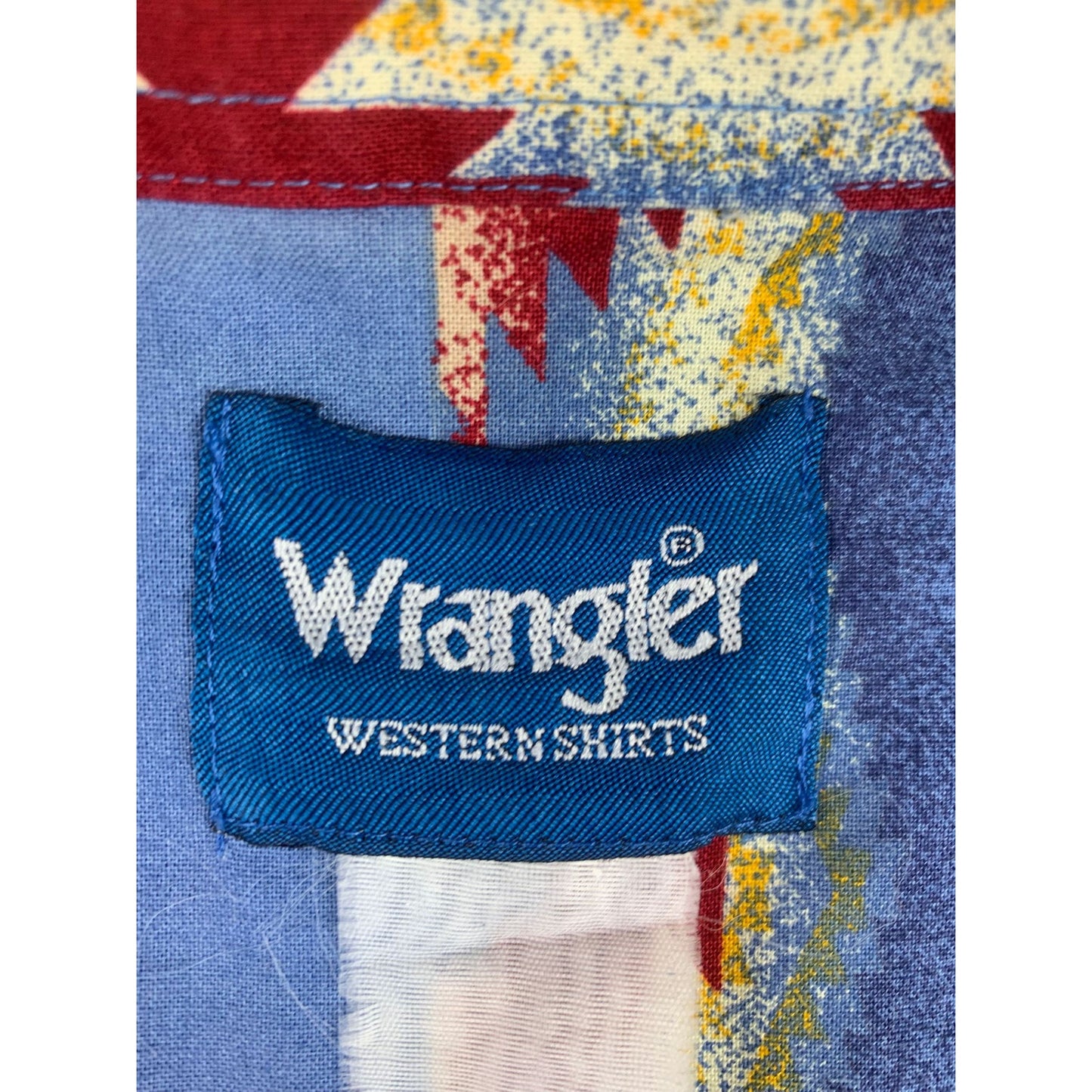 Vintage Wrangler Men's Medium Pearl Snap Brush Popper Shirt Aztec Western Rodeo