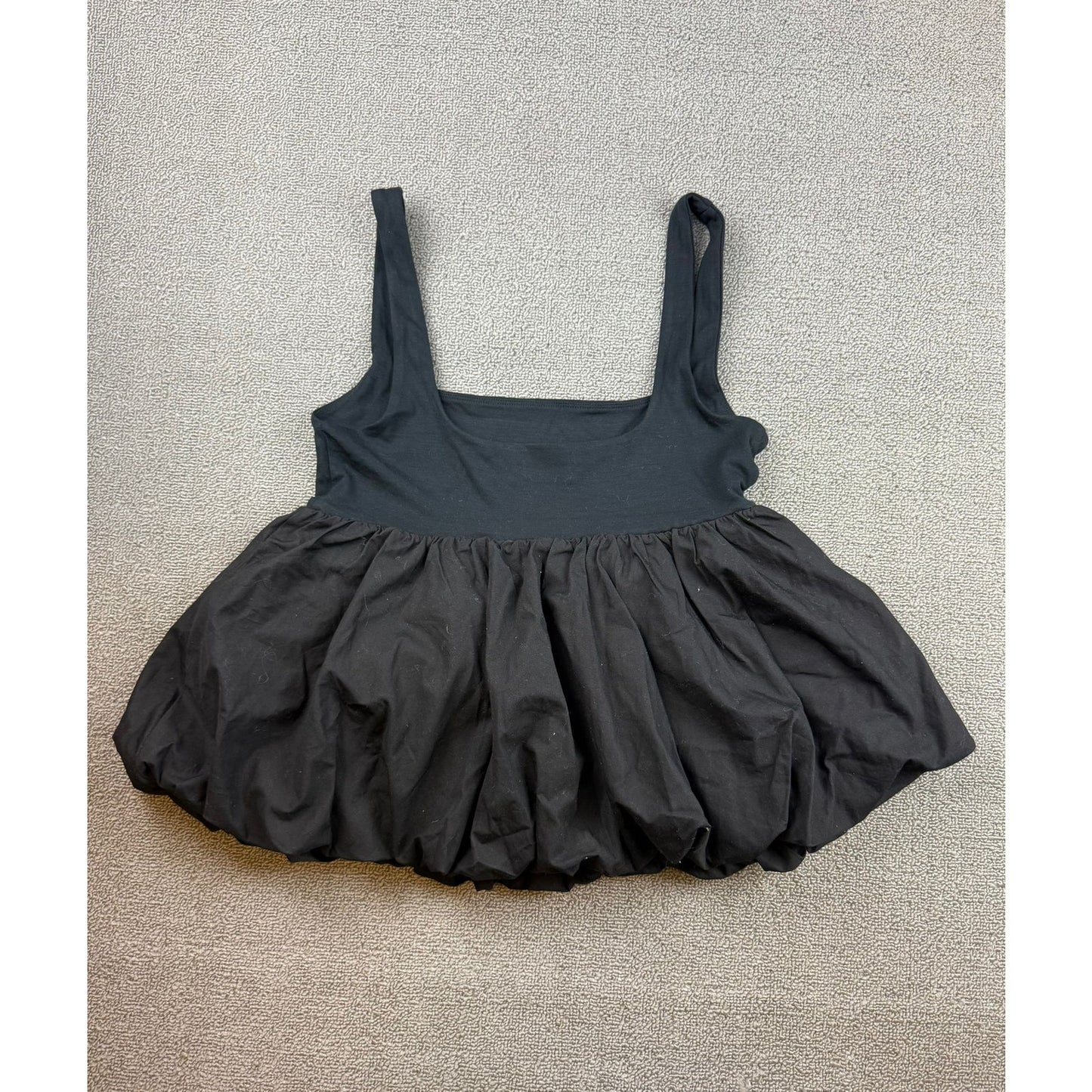 Aritzia Wilfred Women Medium Black Salvo Top Squareneck Bubble Tank Top
