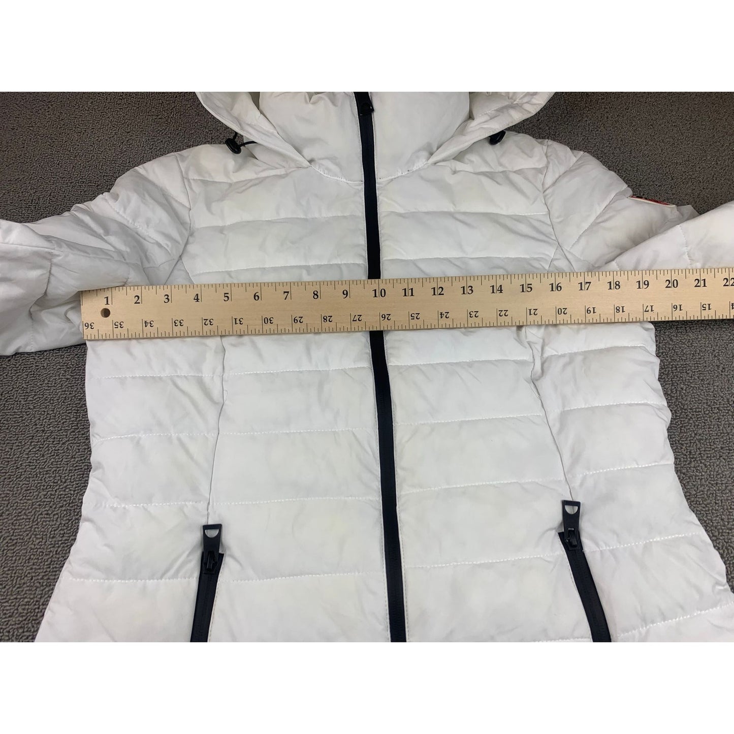 Guess Women's M White Puffer Jacket With Hood