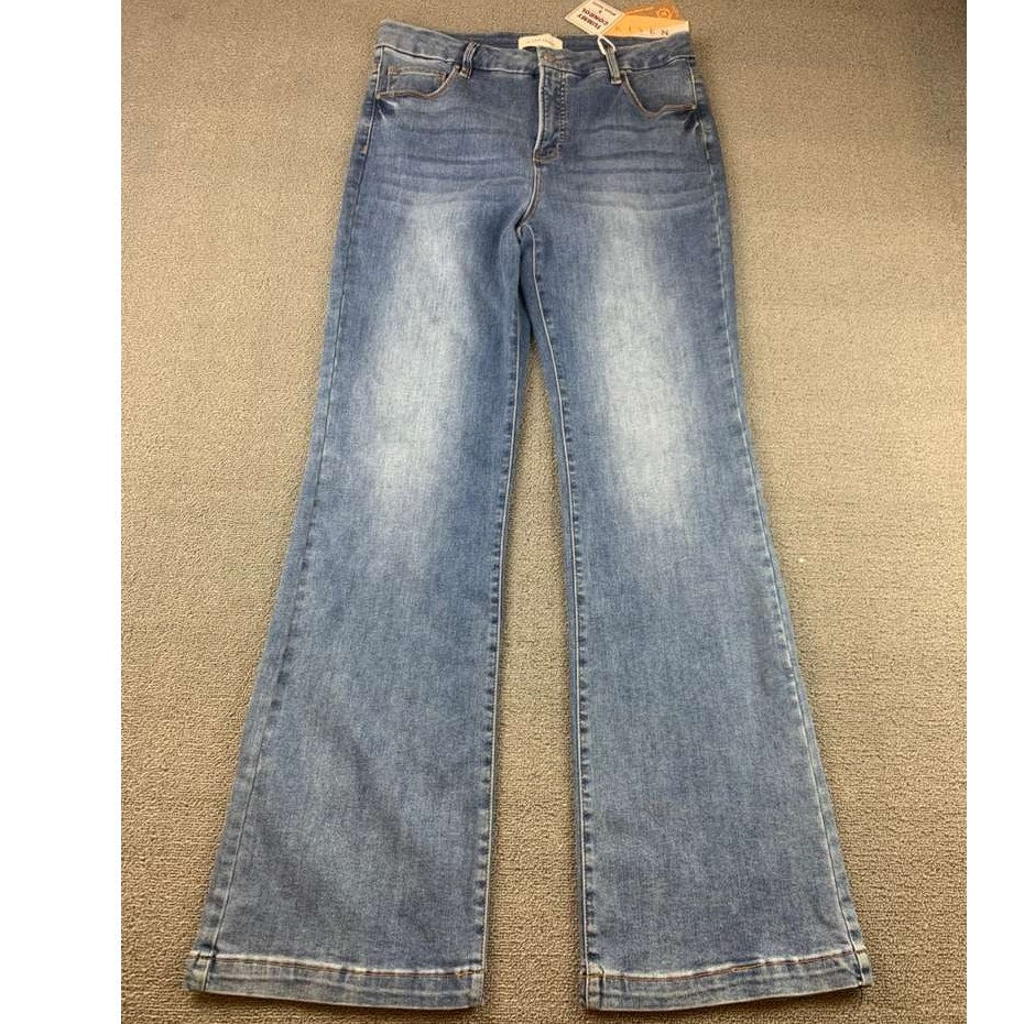 Risen Los Angeles Women 15/32 Blue Light Washed Jeans Bootcut Mid Rise