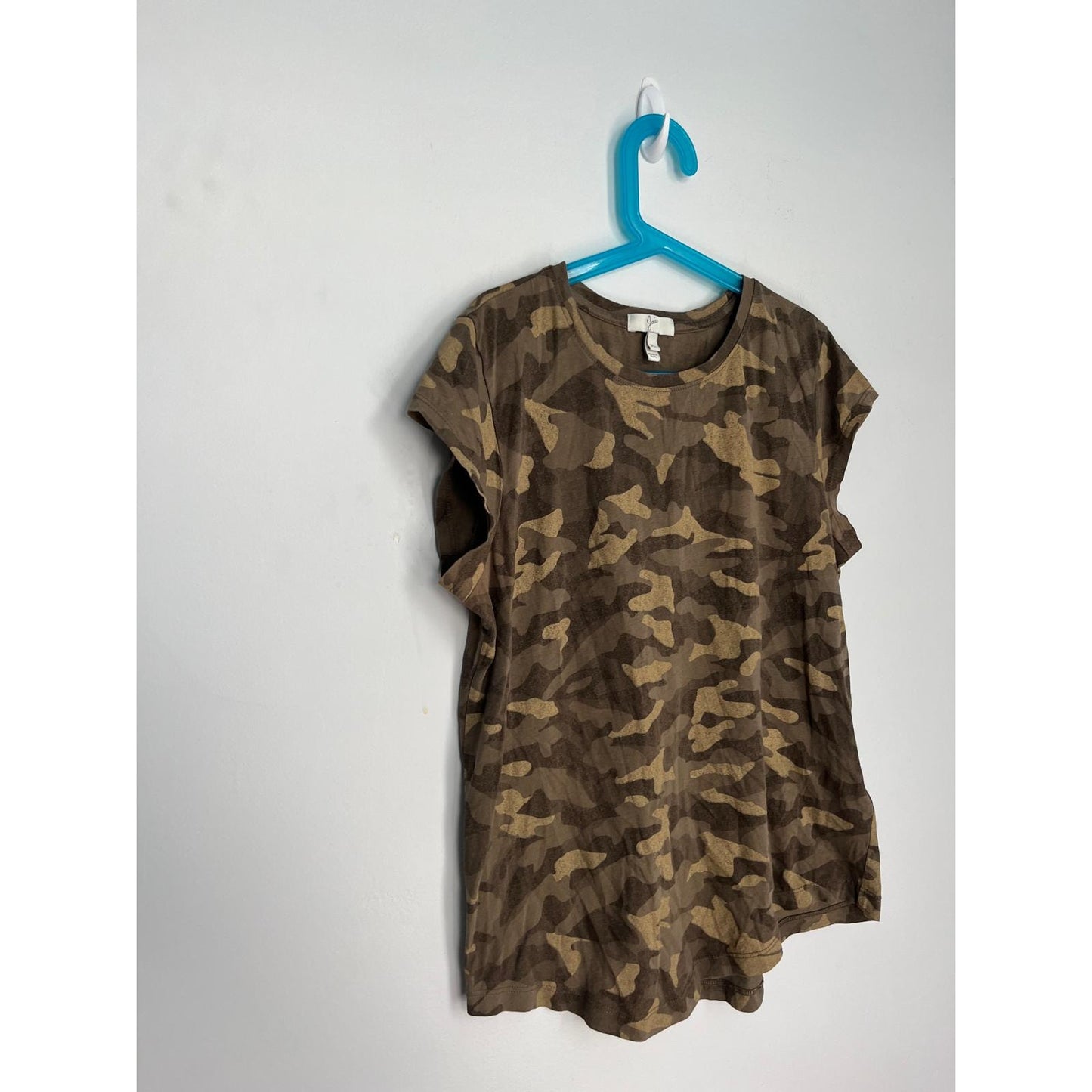 Joie Camouflage Tee Shirt Women XS Camo Print Soft Lightweight Casual