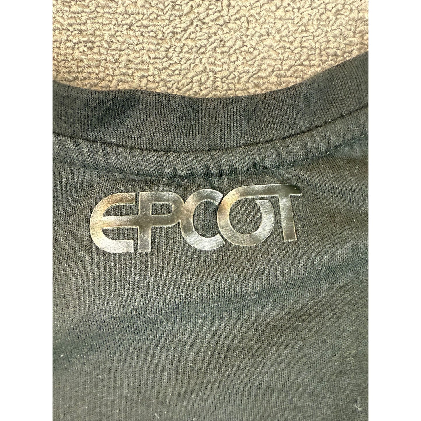 Disney Parks Epcot Men's Small Black Spaceship Earth Zipper Pocket T Shirt