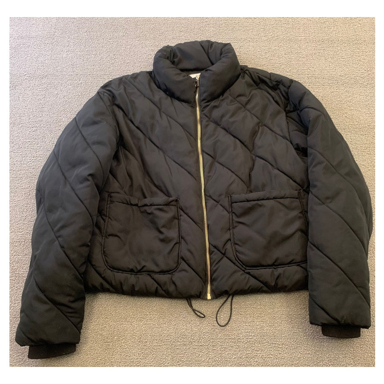 Zara Women's Large Black Cropped Puffer Jacket