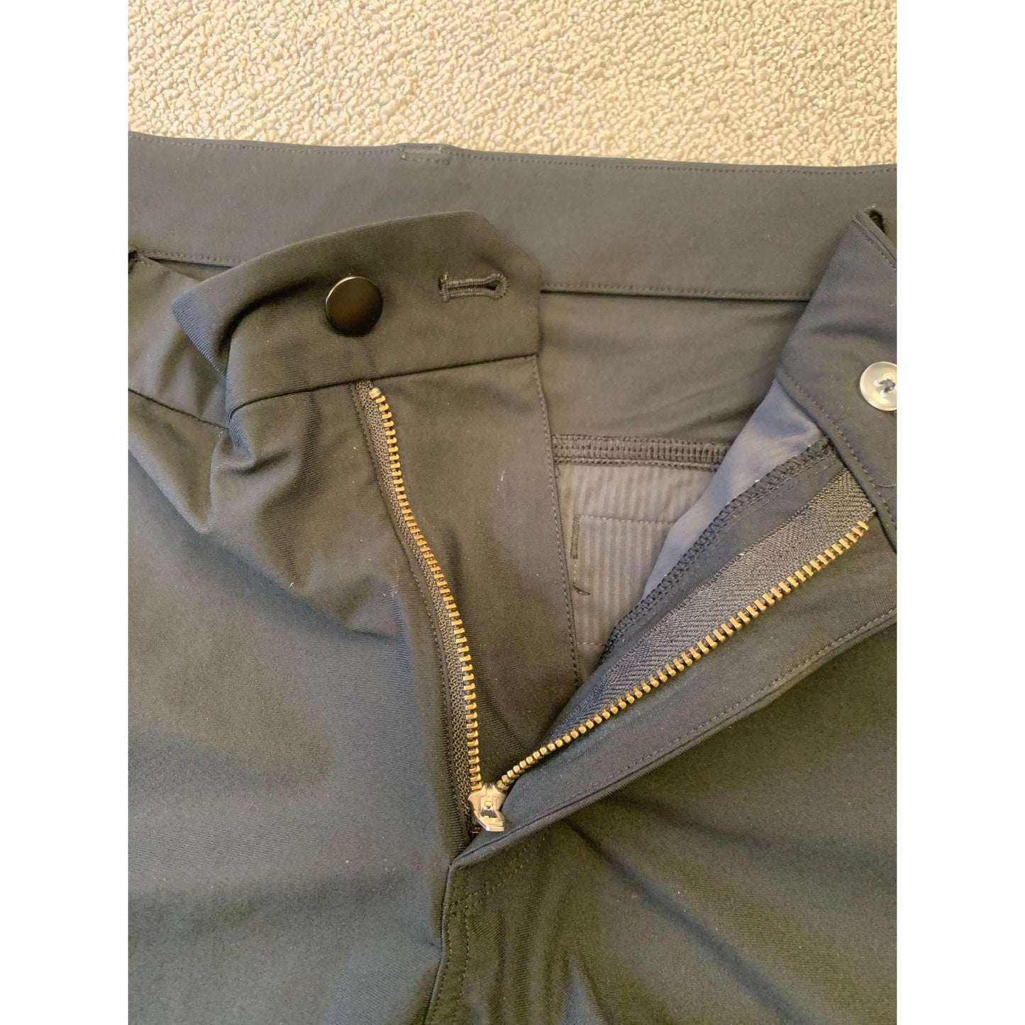 LULULEMON Men's Shorts 36 Black Golf Shorts Strech
