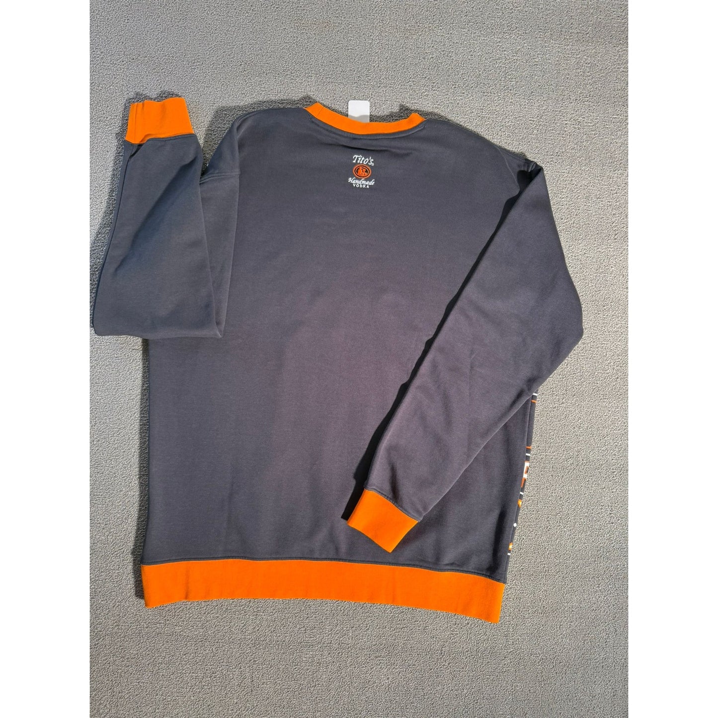Tito’s Vodka Graphic Crewneck Sweatshirt Men XL Ugly Christmas Orange Holiday