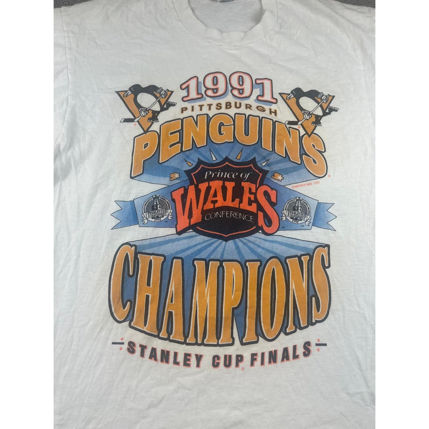 VINTAGE Pittsburgh Men's Large 1991 Stanley Cup Shirt with Single Stitch US Made