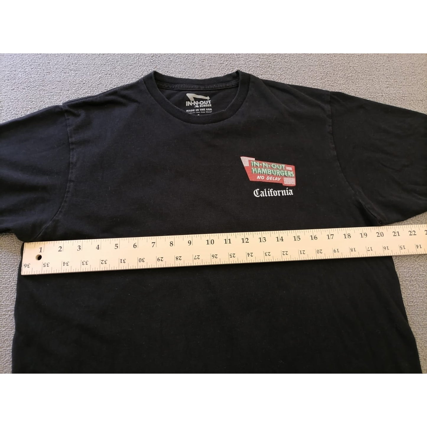 In N Out Burger Male Large Black Tee Graphic Casual Cotton T-Shirt Casual