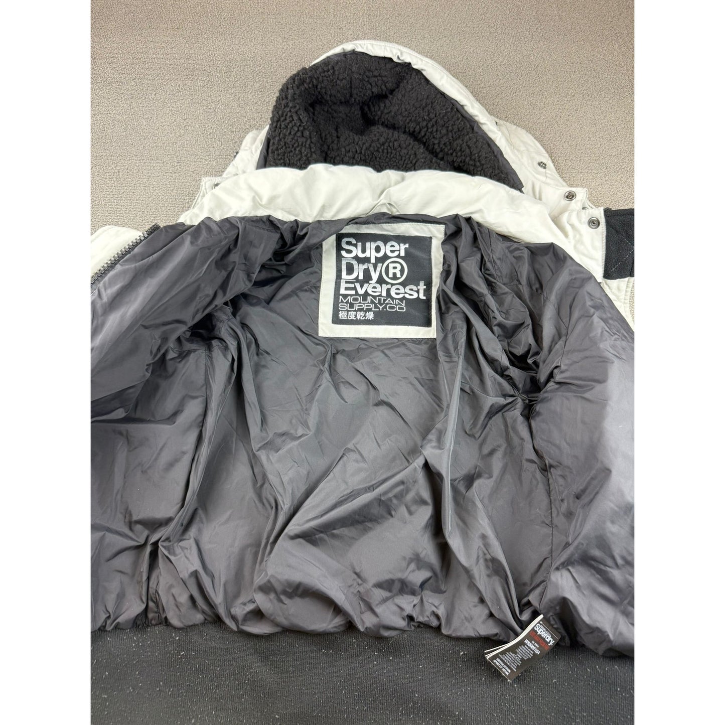 Superdry Everest Ella Bomber Jacket (W5000018A) Women US 8 Ice Grey