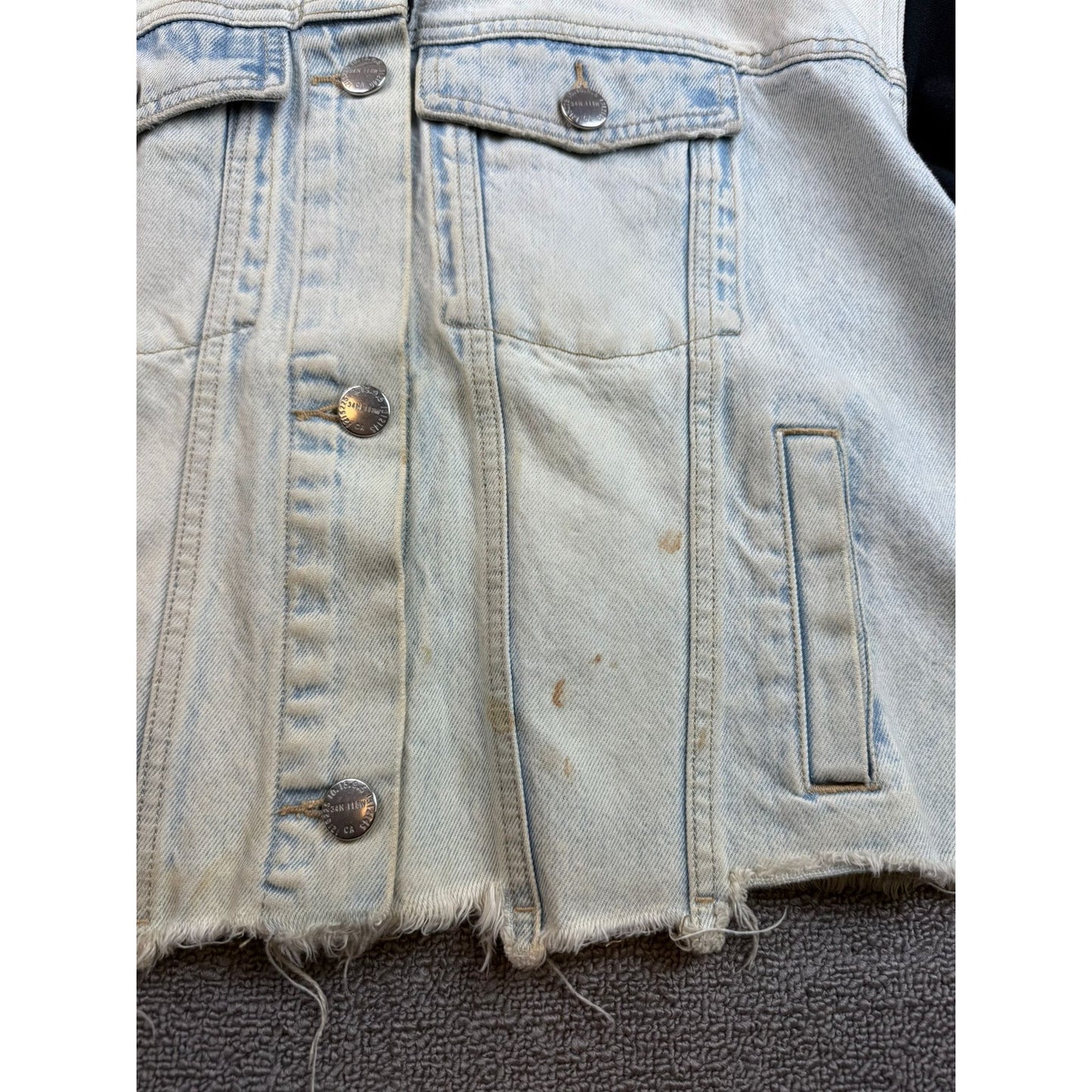 The Current Elliott Women's 2 The Conductor Hooded Cropped Denim Jacket
