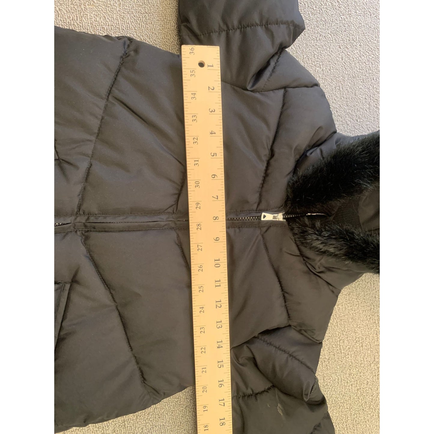 Mayoral Girl's Size 10 Black Hooded Puffer Jacket With Faux Fur