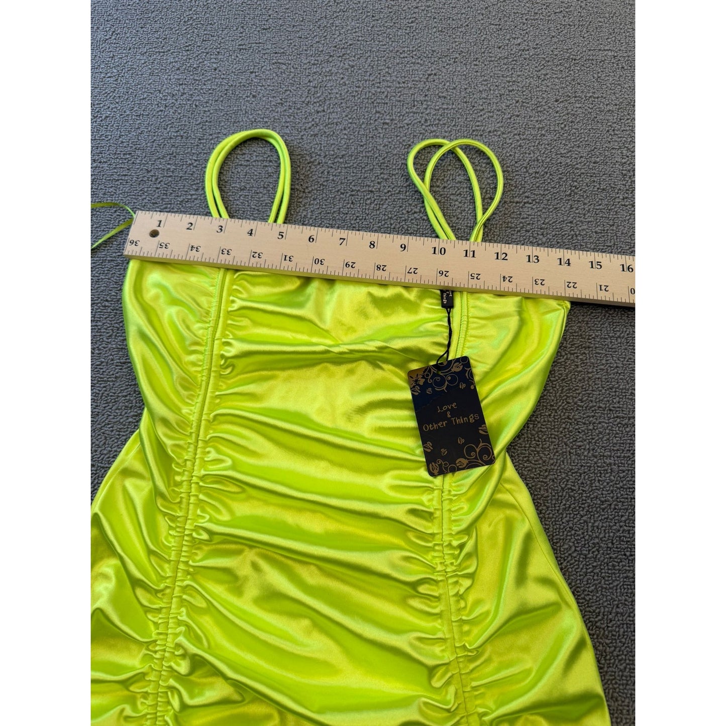 Love And Other Things Female Medium Chartreuse Ruched Party Dress NWT Trendy