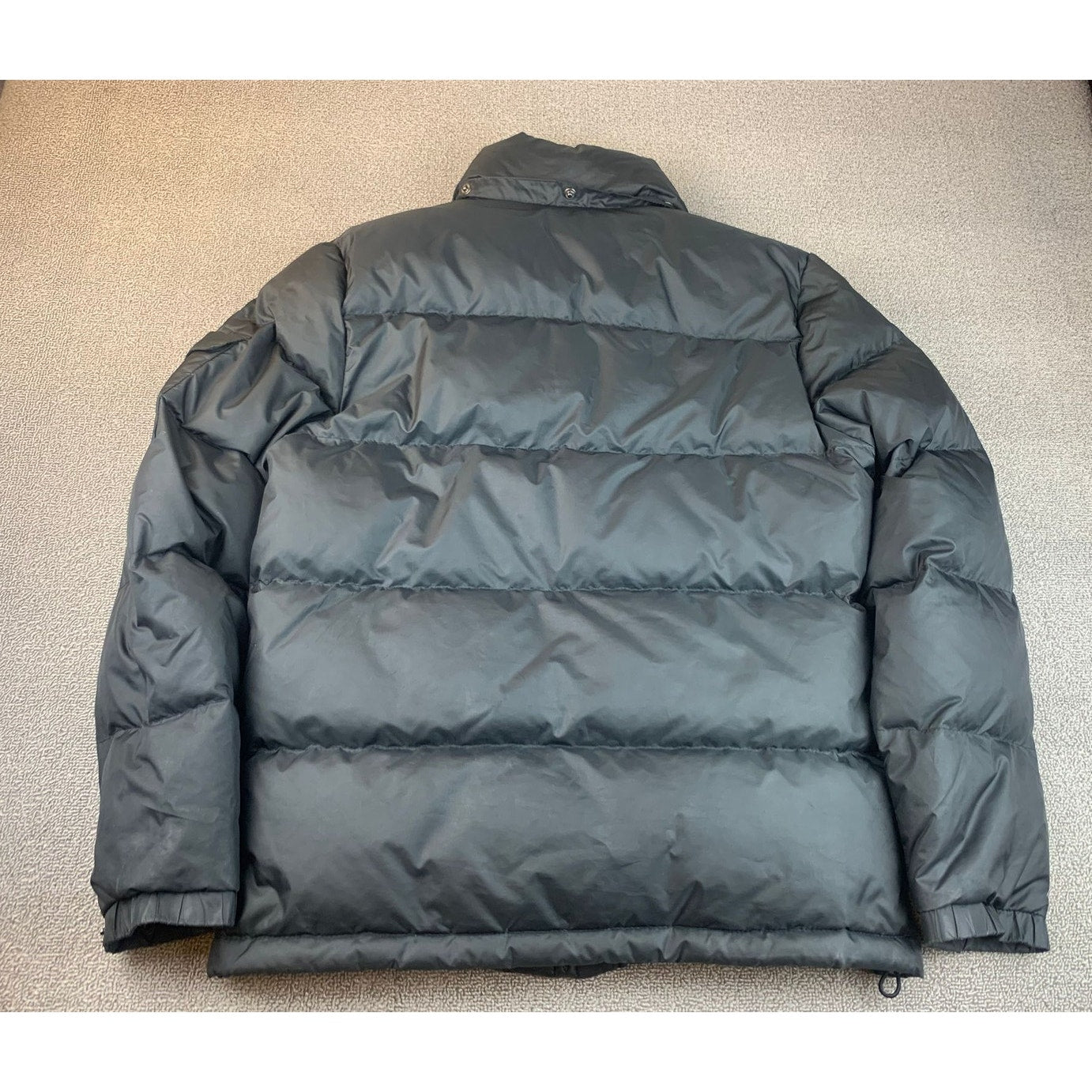 Theory Mens Size Small Down Puffer Full Zipper Black Jacket