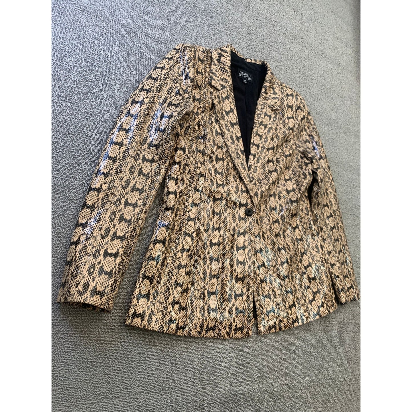 Danielle Bernstein Women's M Snake Print Tan Brown Black Blazer Faux Snake Skin