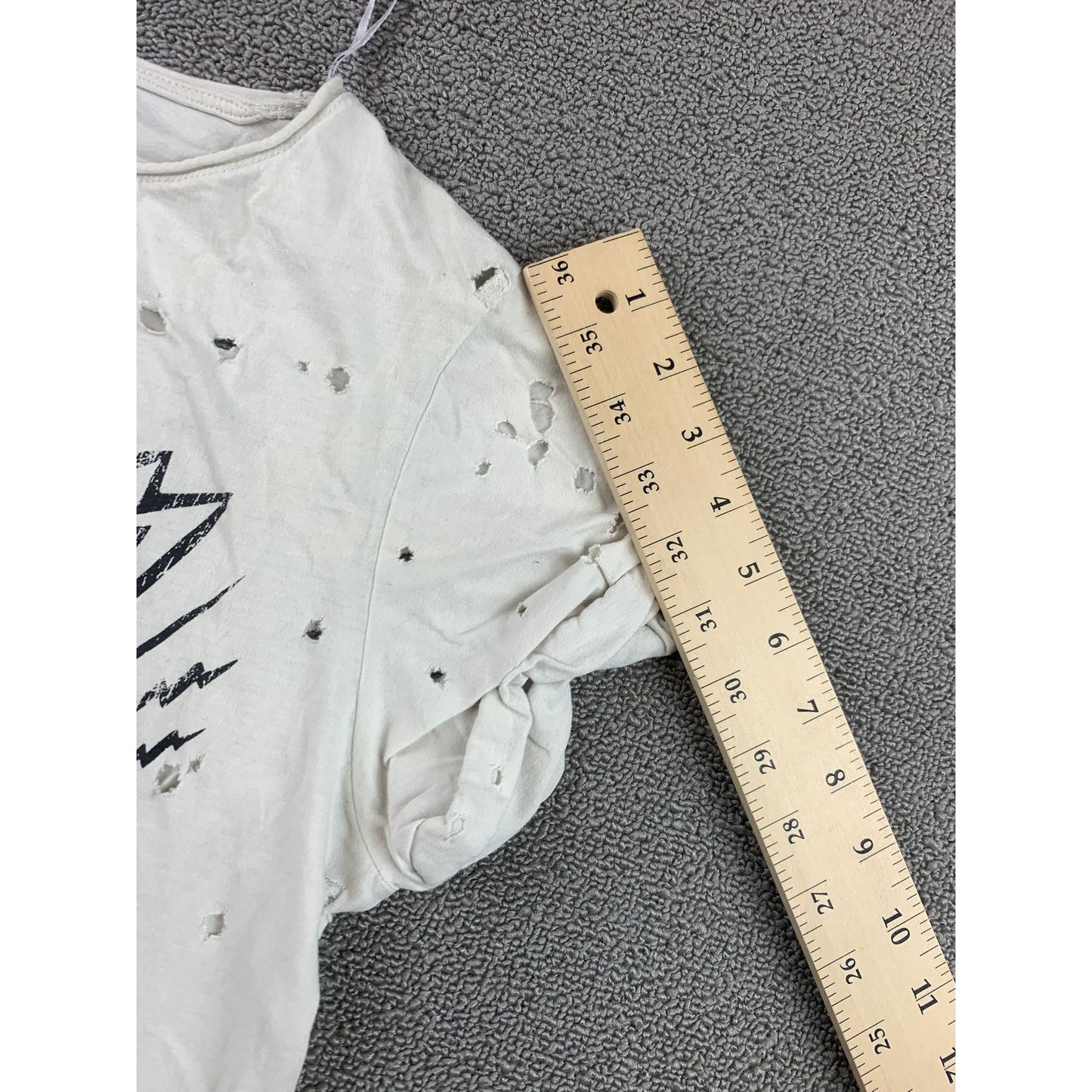 H&M Divided Skull T Shirt Woman's Small White Rock And Roll Snakes Graphic T