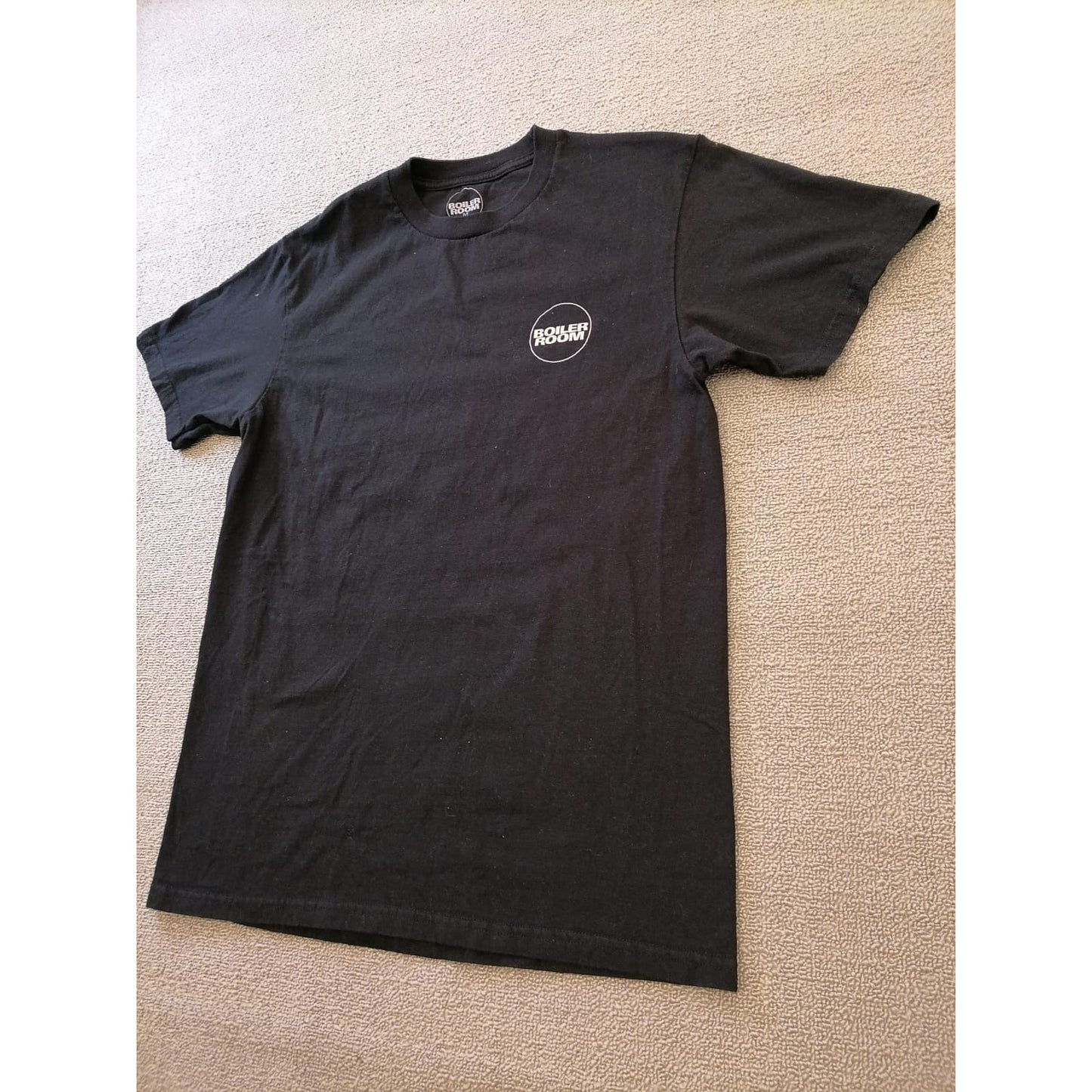 Boiler Room Men Medium Black T-shirt Iconic Music Culture Apparel for Her.