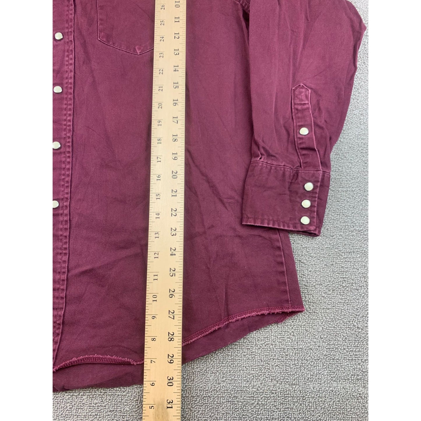 Vintage Wrangler Men 17 1/2 -35 Maroon Denim X-Long Tails Shirt USA Made