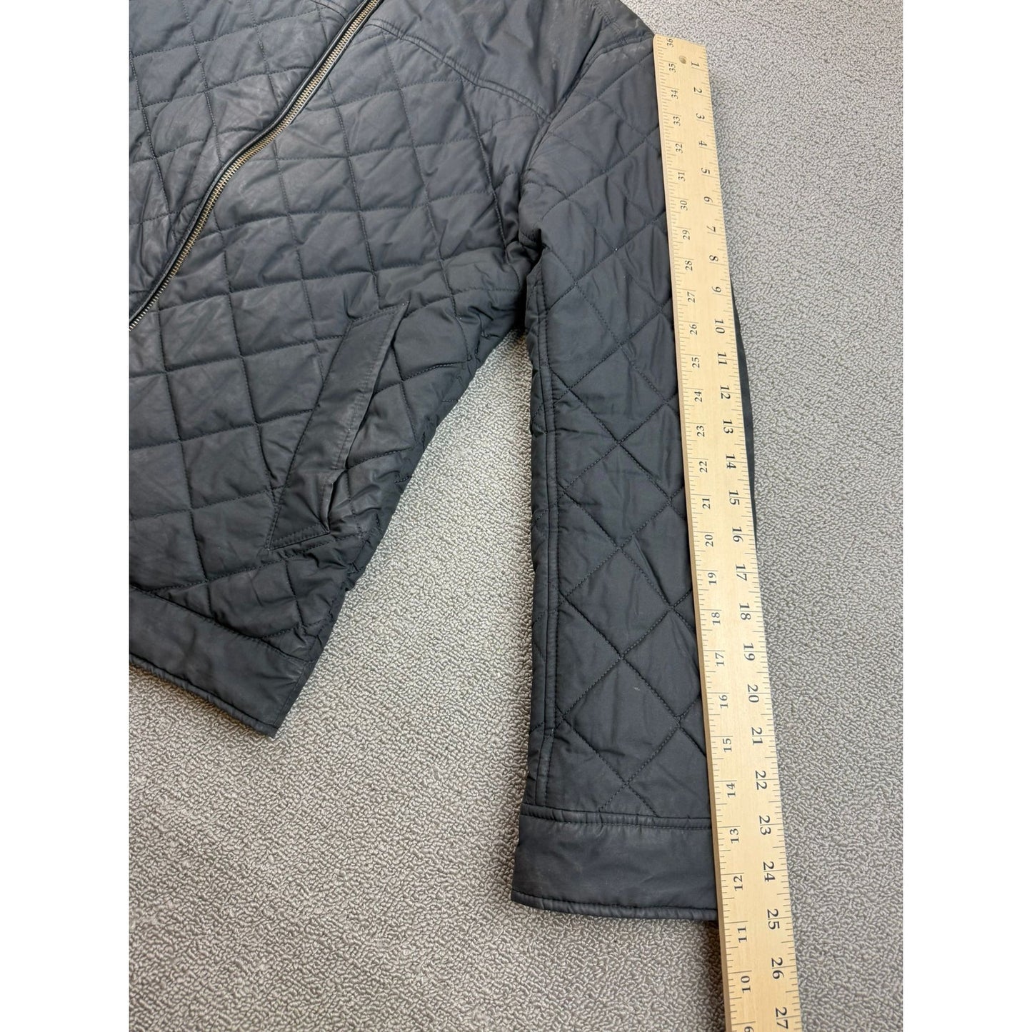 BANANA REPUBLIC Men's Small Diamond Quilted Jacket Black Zip-Up