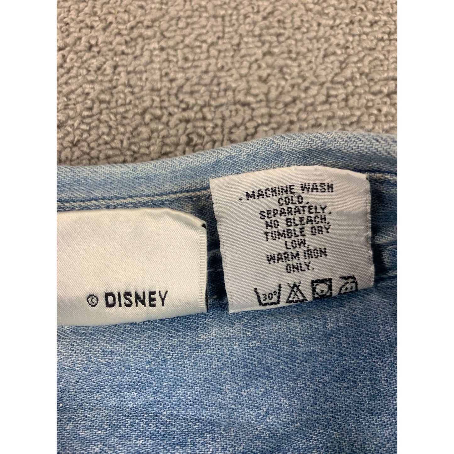 Vintage Disney Store Men's XXL Blue Denim Shirt Long Sleeve Mickey Flip Coin