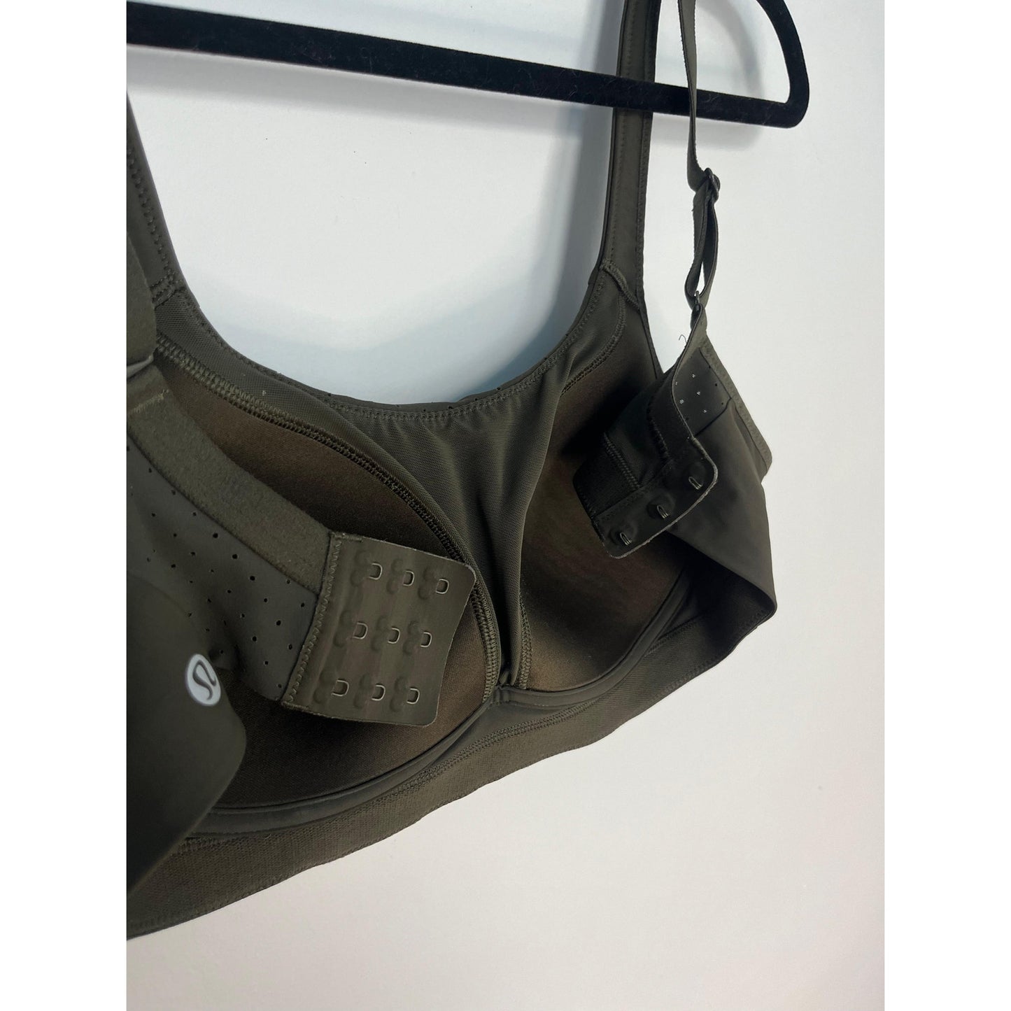 Lululemon Sports Bra Women One Size Olive Adjustable Back Hook Medium Support