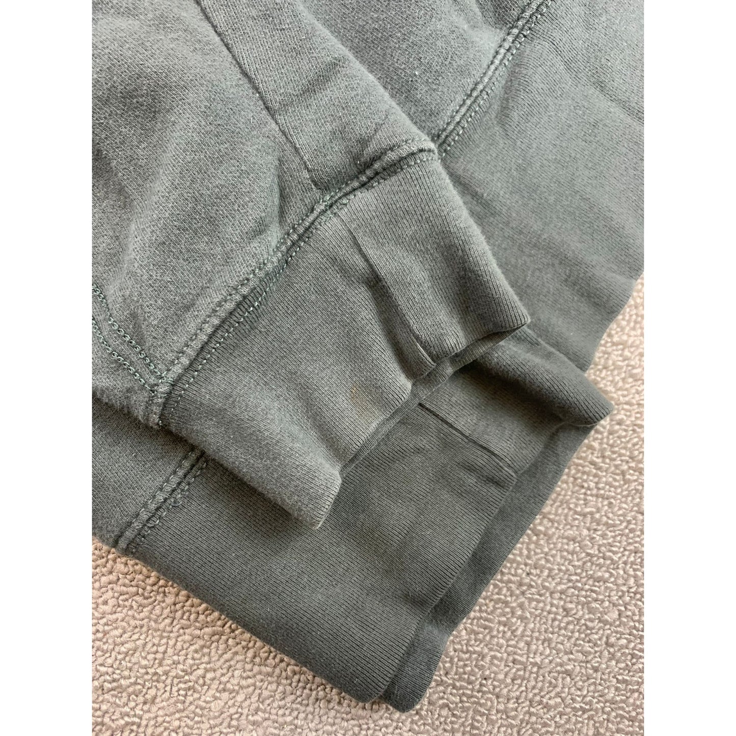 The North Face Men's XXL Gray Long Sleeve Graphic T-Shirt